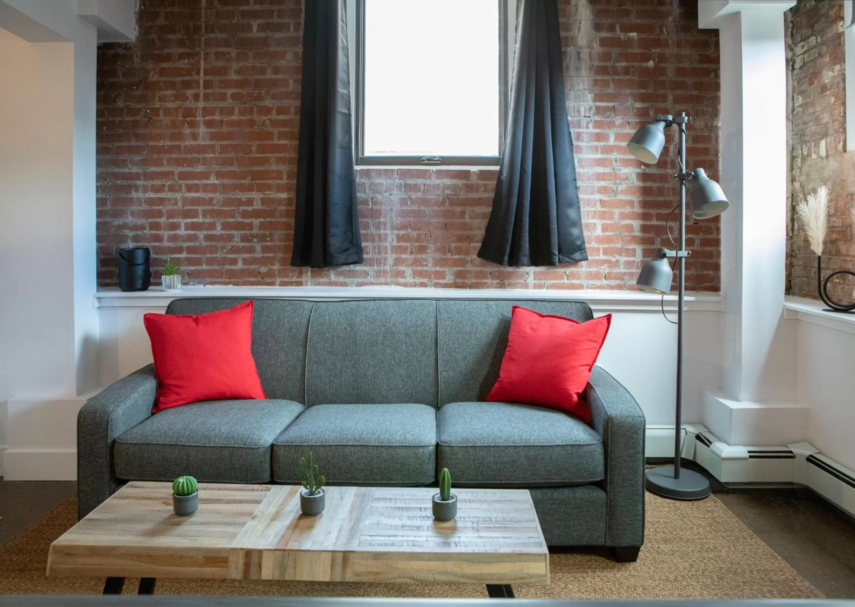 Cameo Hotel and Suites