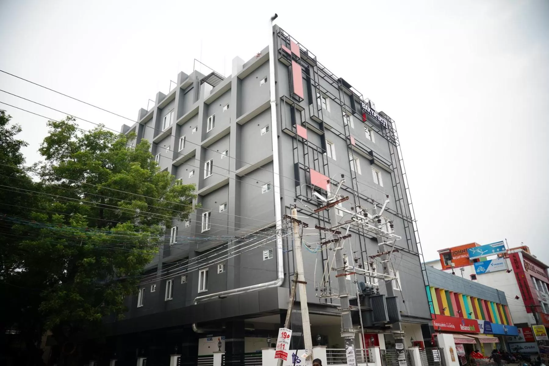 Property Building in Hotel Bakya Slot - Maraimalai Nagar