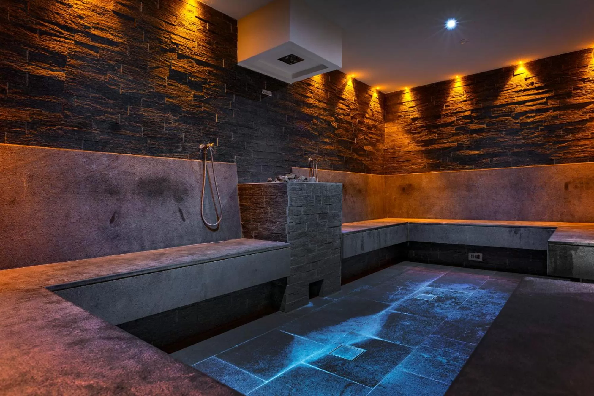 Spa and wellness centre/facilities in Grand Hotel Castrocaro Longlife Formula