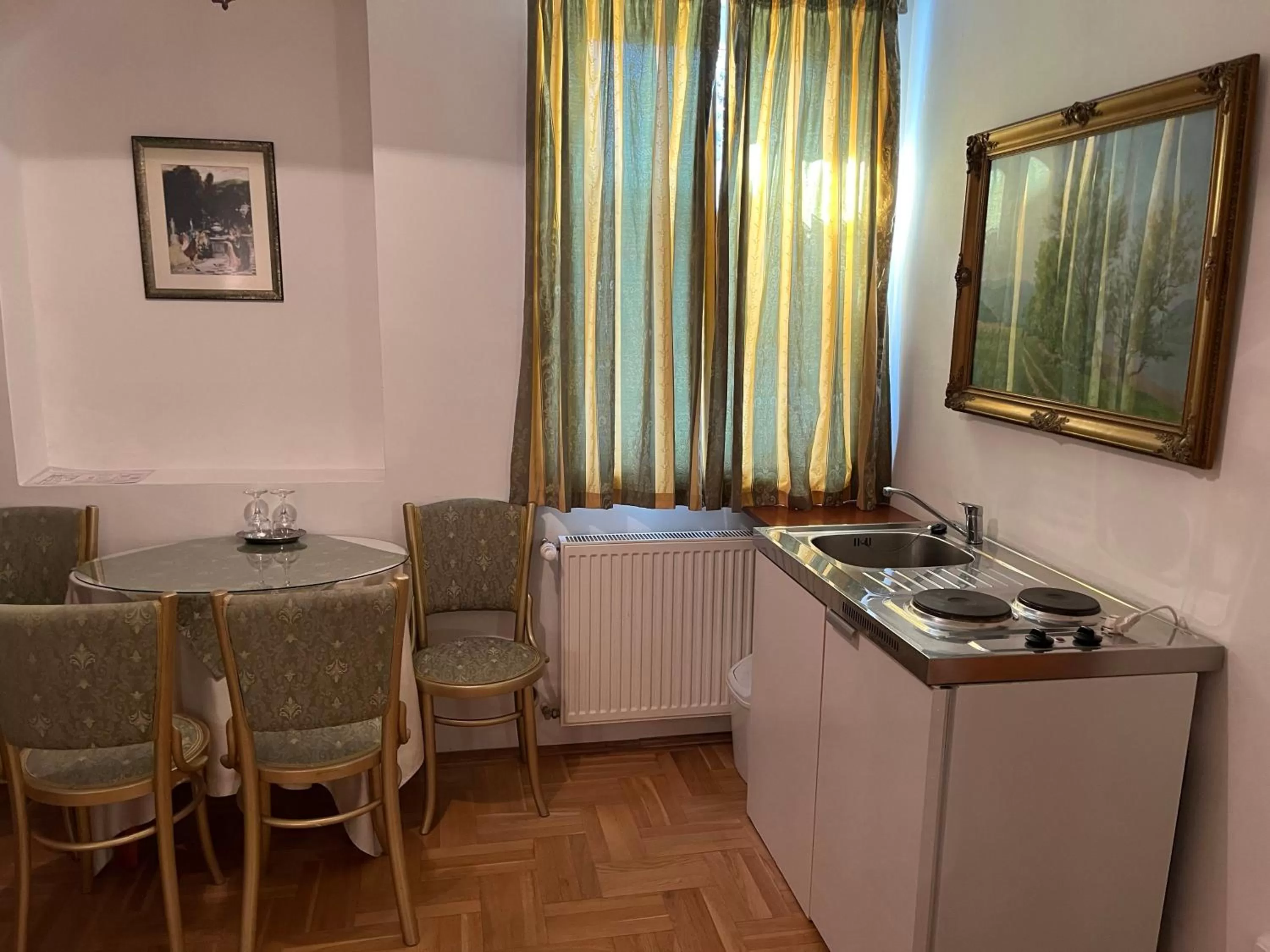 Kitchen/Kitchenette in Villa Panoráma