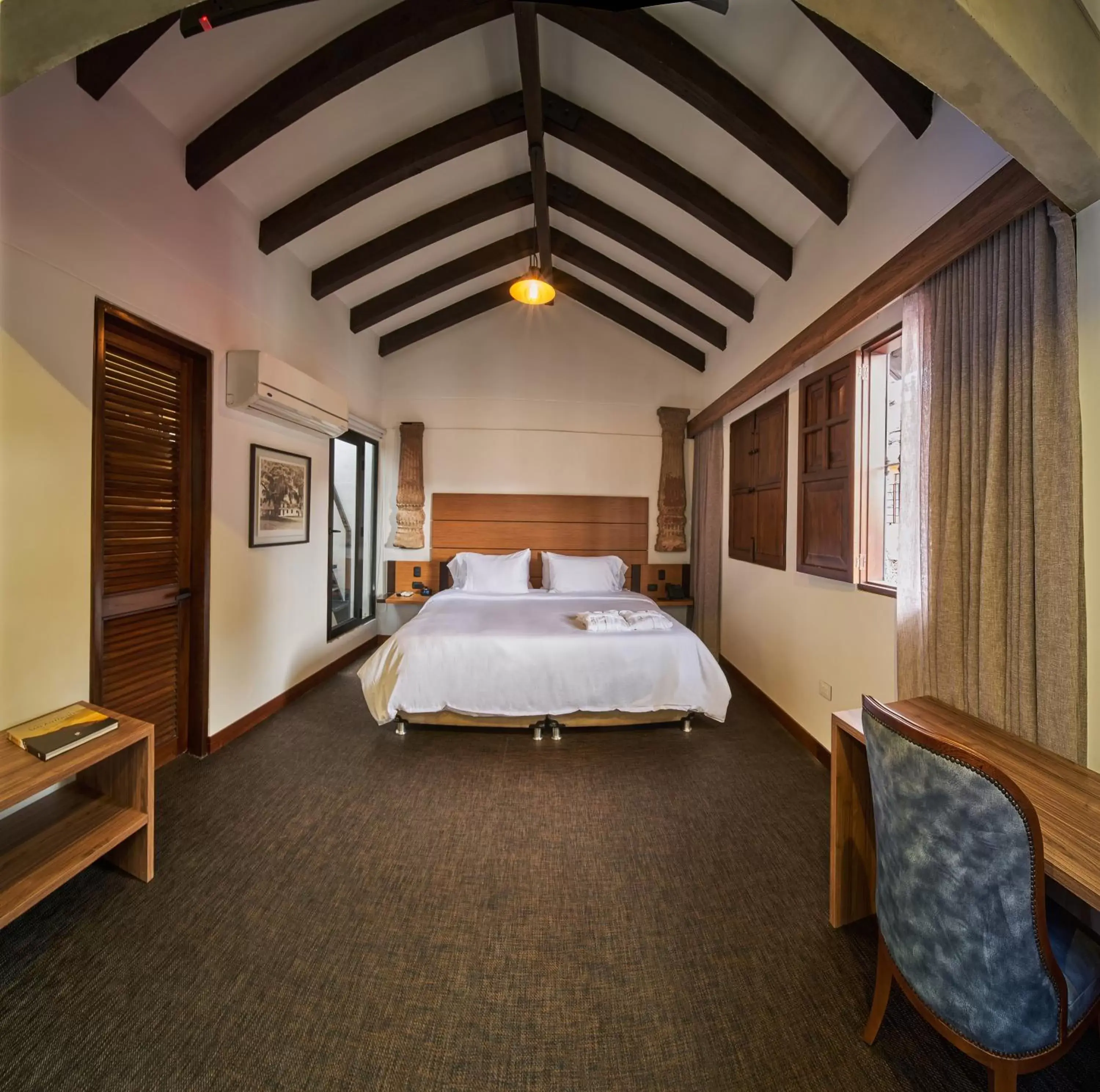 Superior King Room in Alko Hotel Casa Nispero Superior King Room in Alko Hotel Casa Nispero