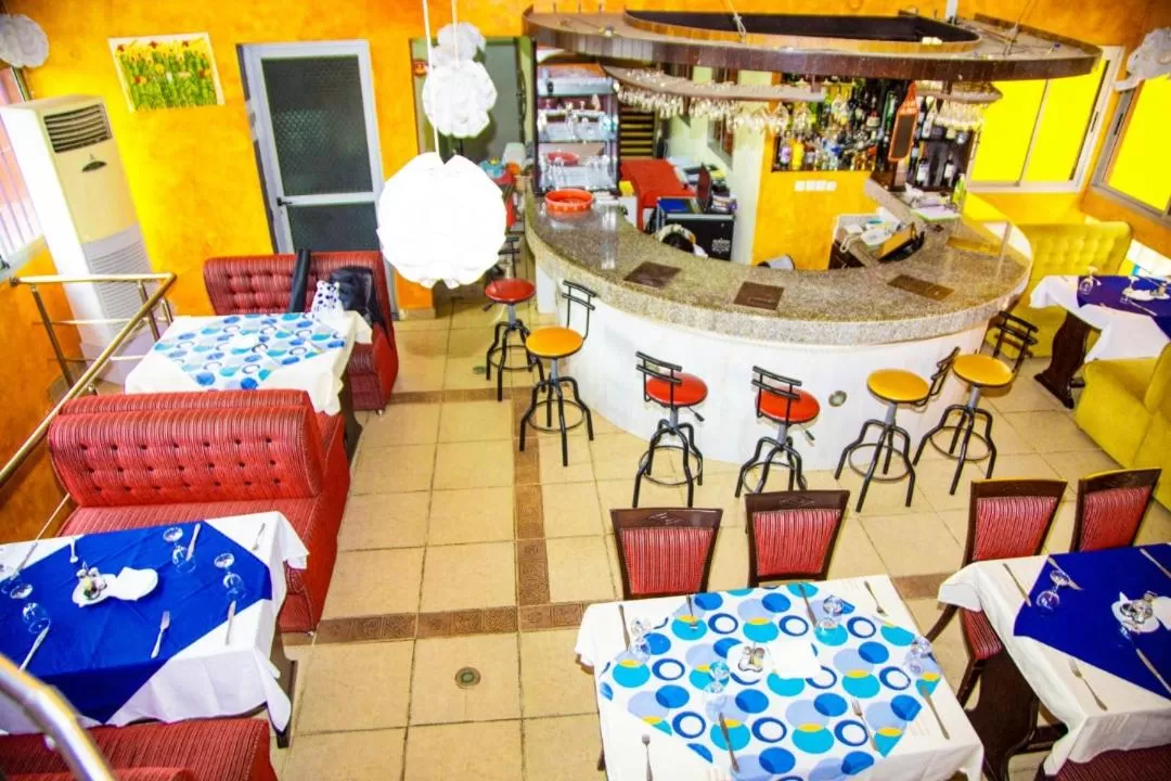 Restaurant/Places to Eat in Cypa Hotel