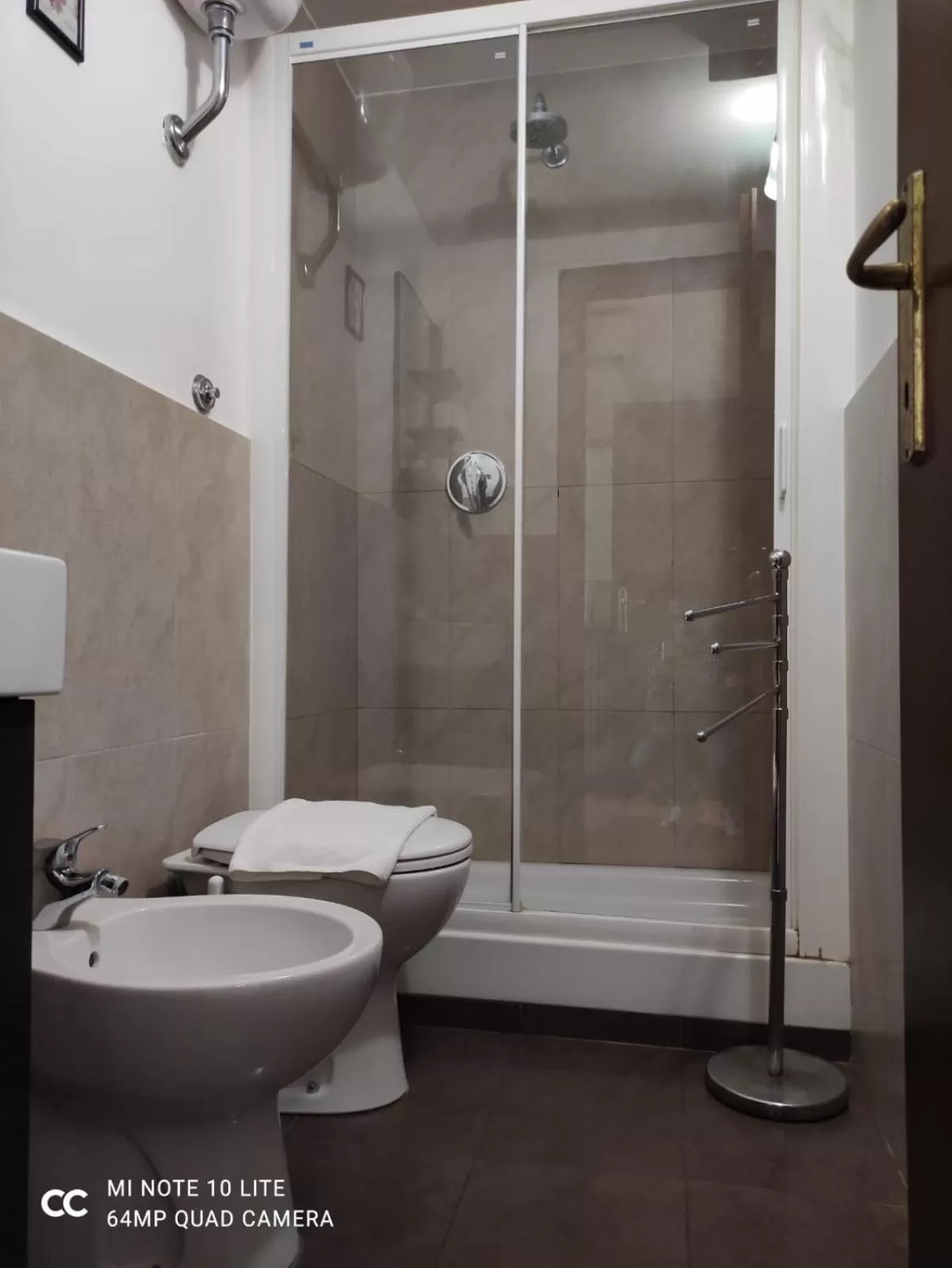 Bathroom in Conte GuestHouse