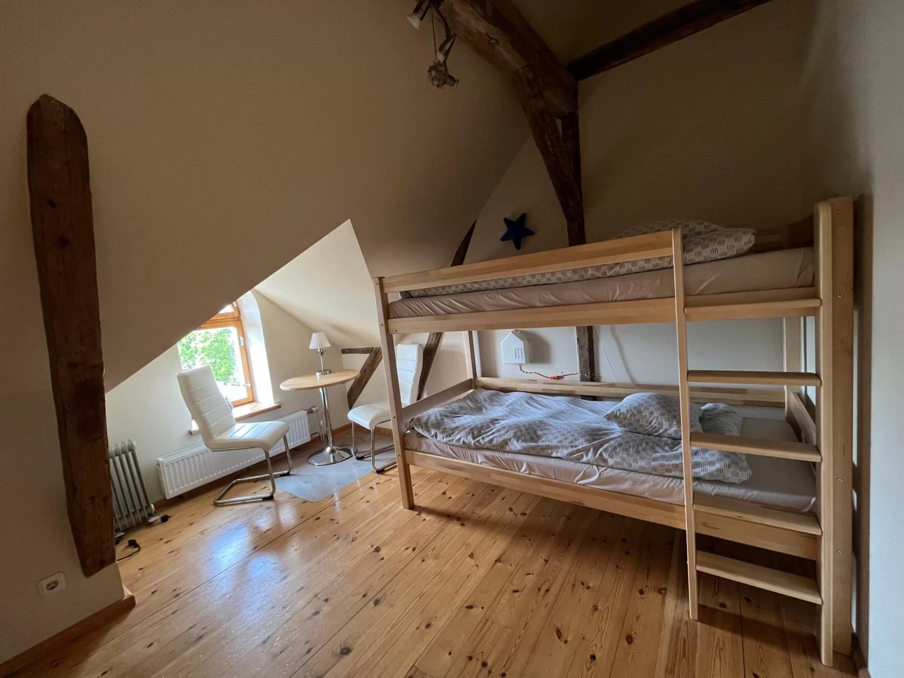 Bed in Hotel Katrina