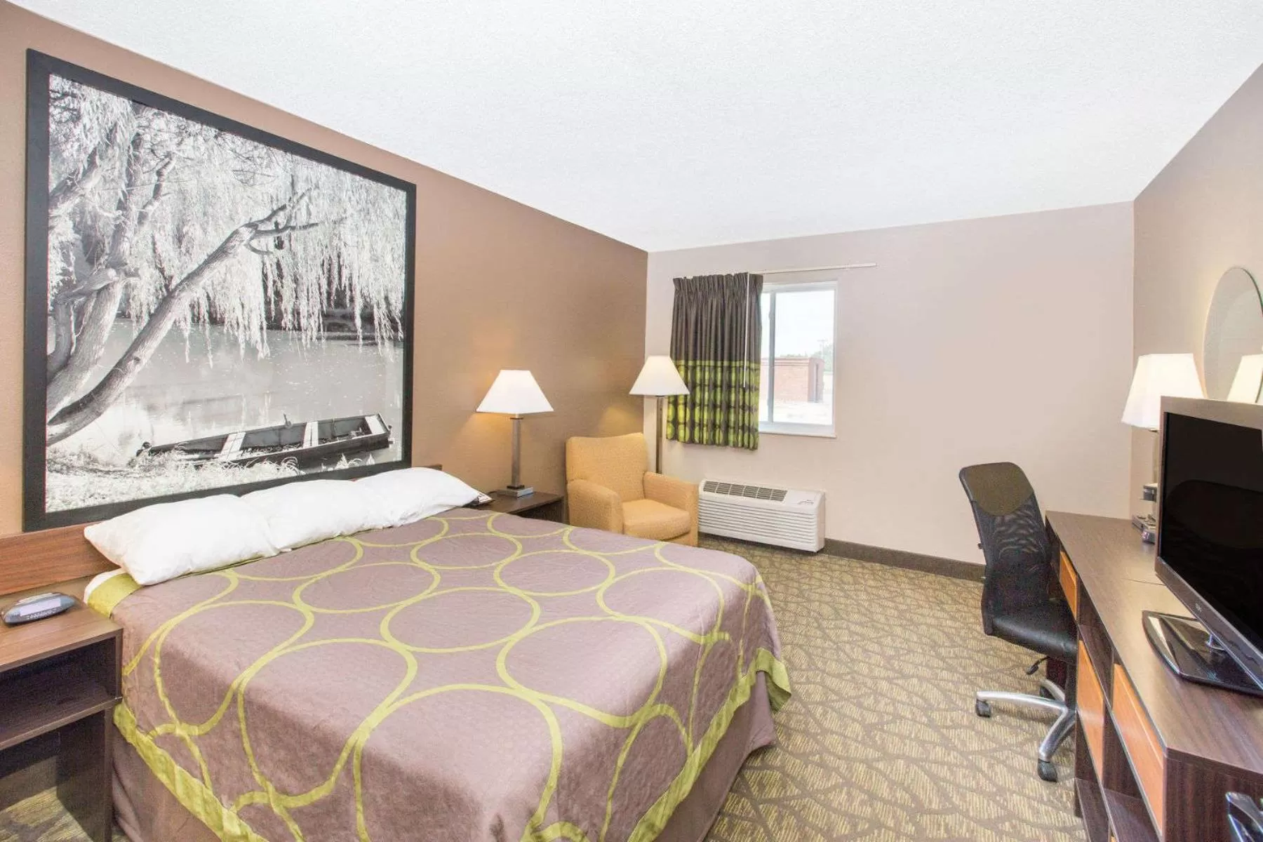 Bed in Super 8 by Wyndham Belleville