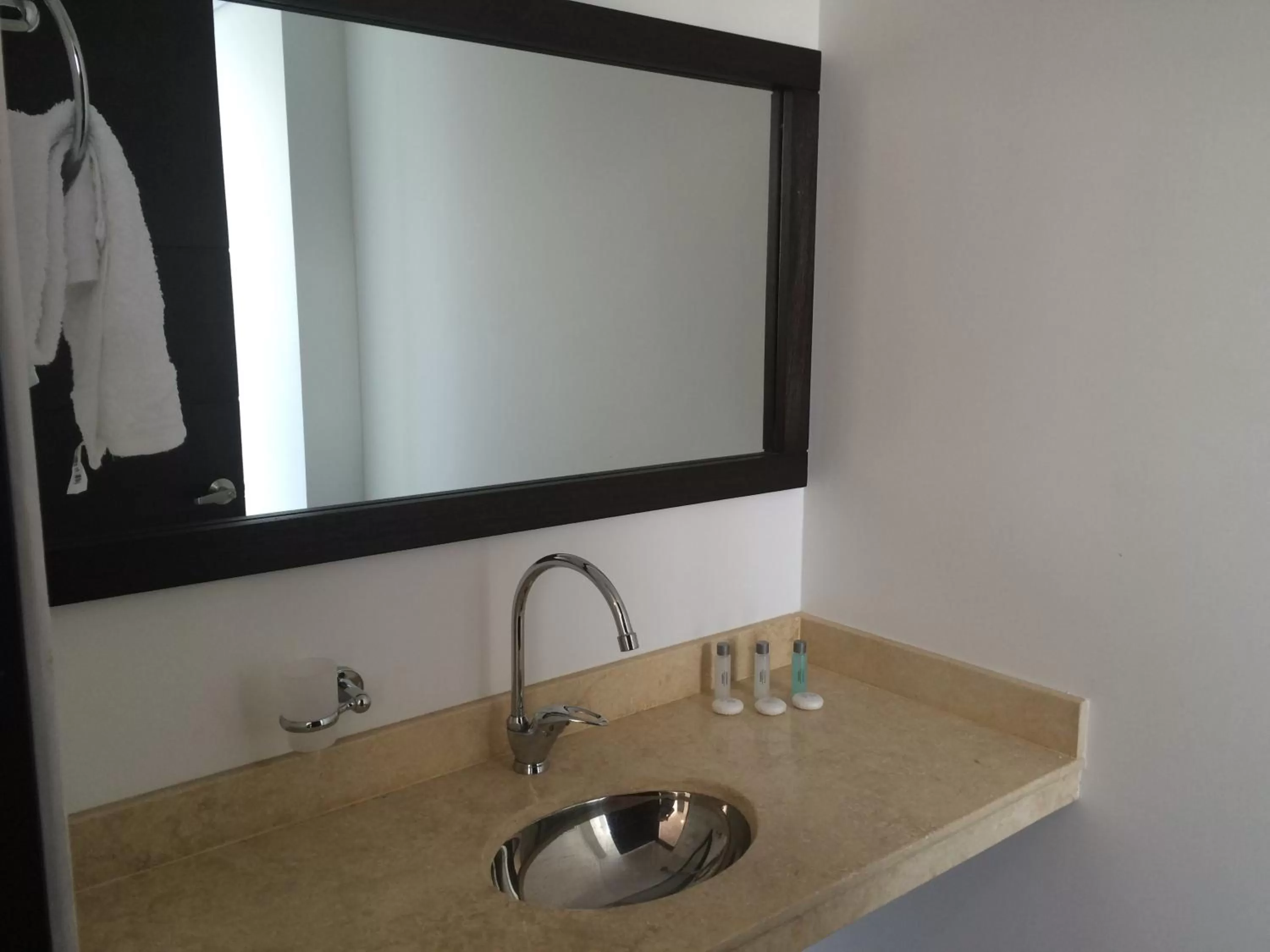 Bathroom in Hotel H53