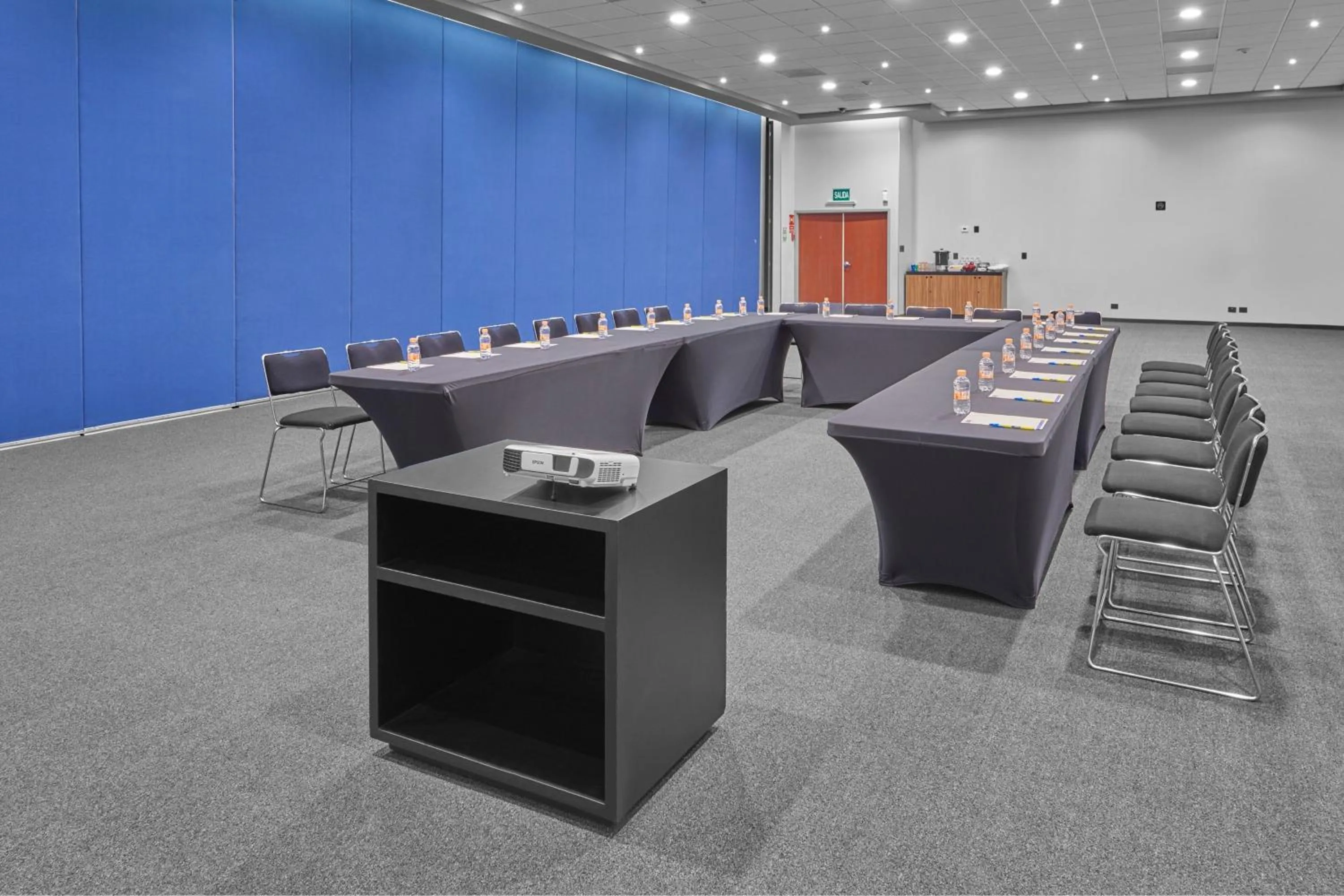 Meeting/conference room in City Express by Marriott Irapuato