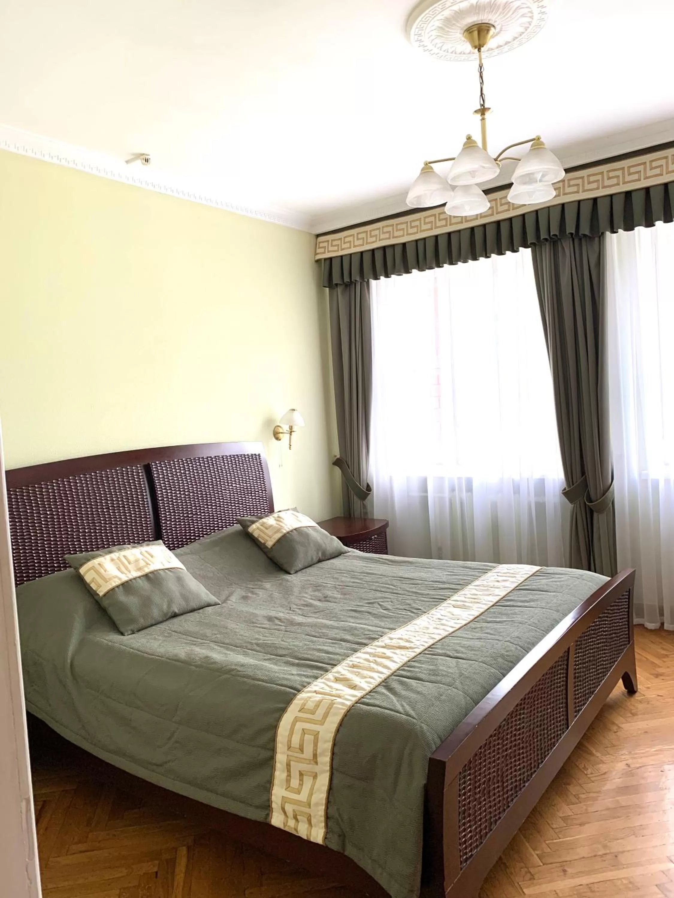 Bed in Hotel Prydesnyansky