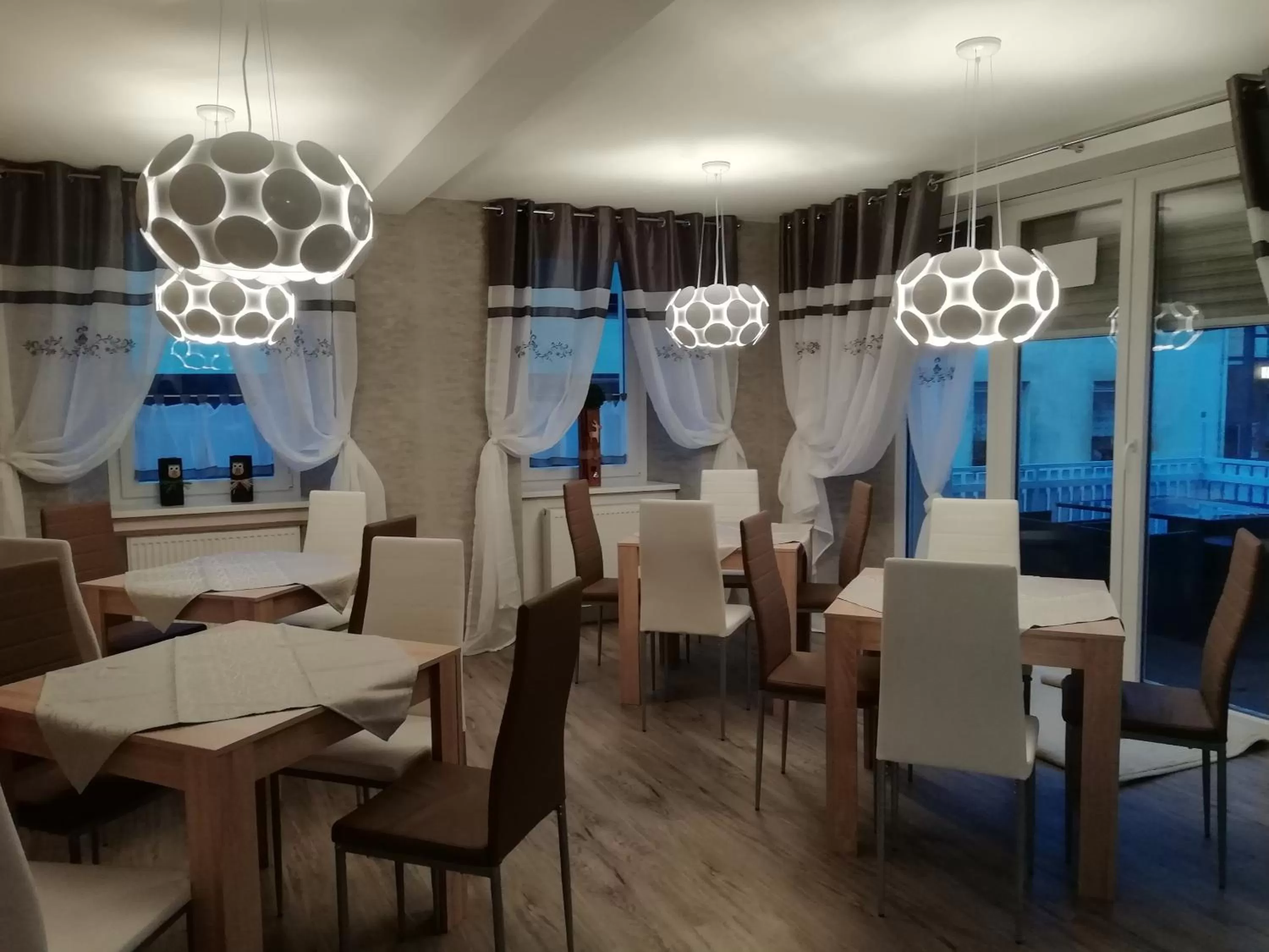 On-site shops in Gästehaus - Café Frank