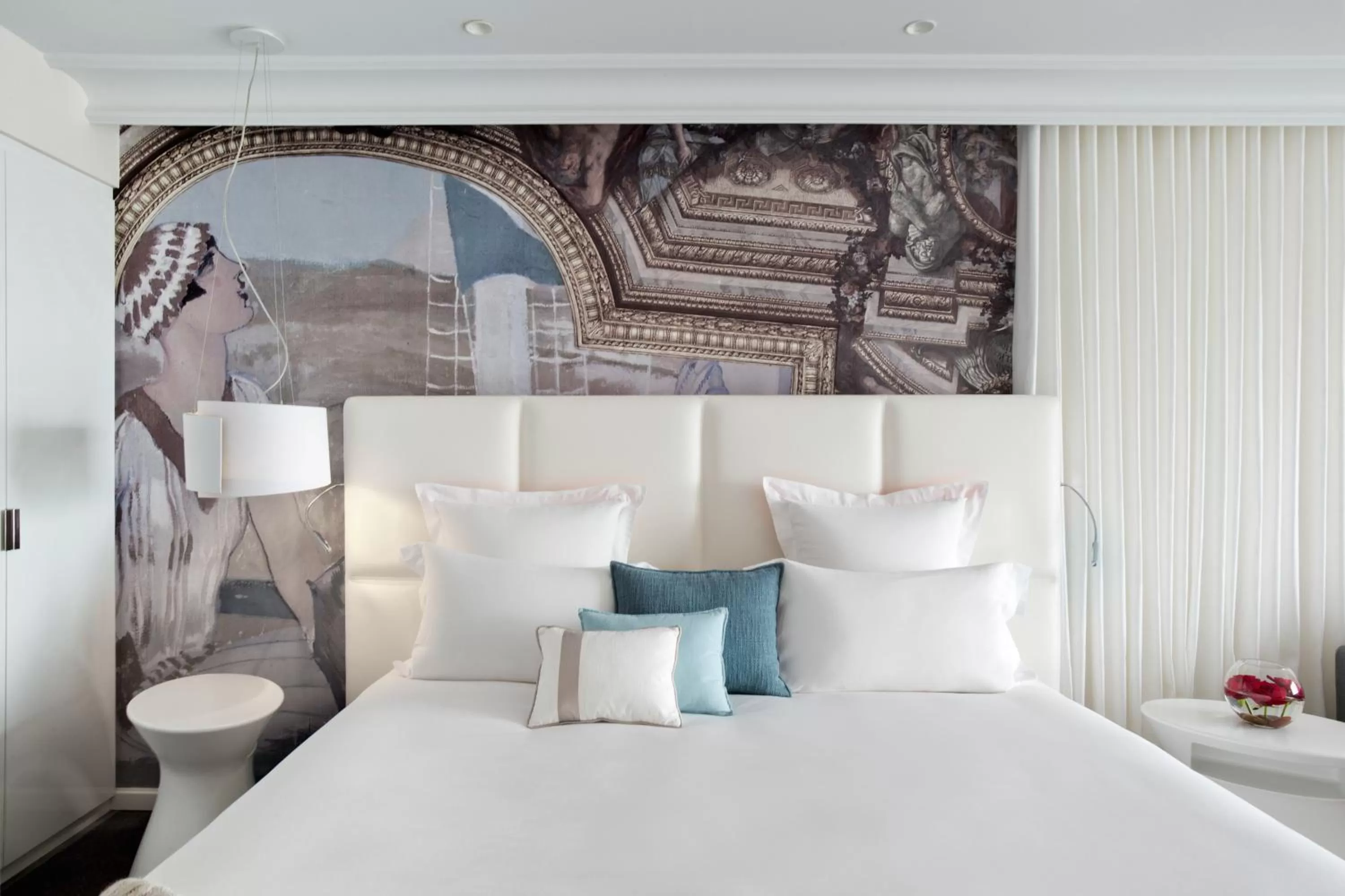 Bedroom, Bed in Cures Marines Hotel Thalasso & Spa Trouville - MGallery Collection
