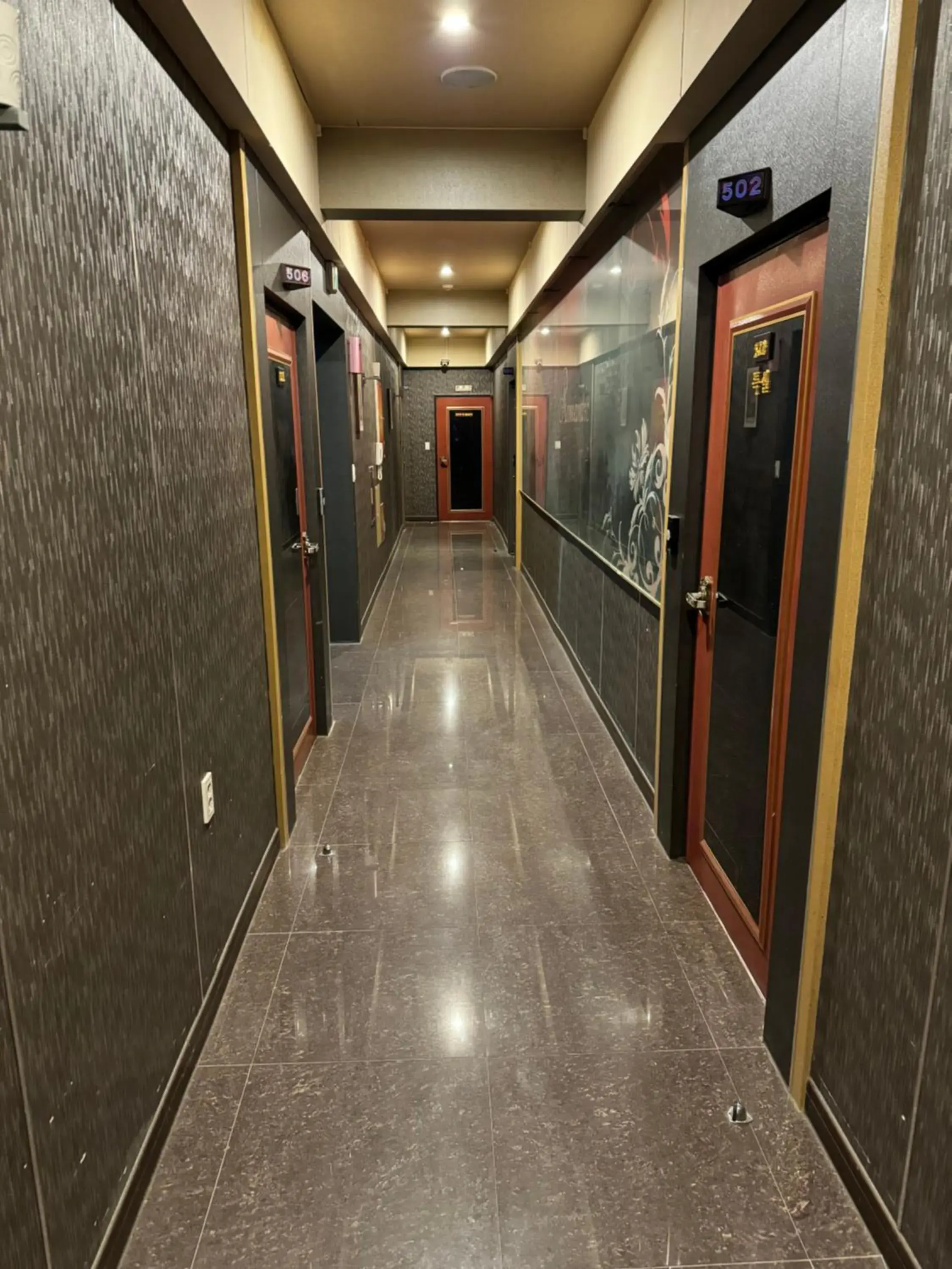 Family Room in Airtel Family Room in Airtel