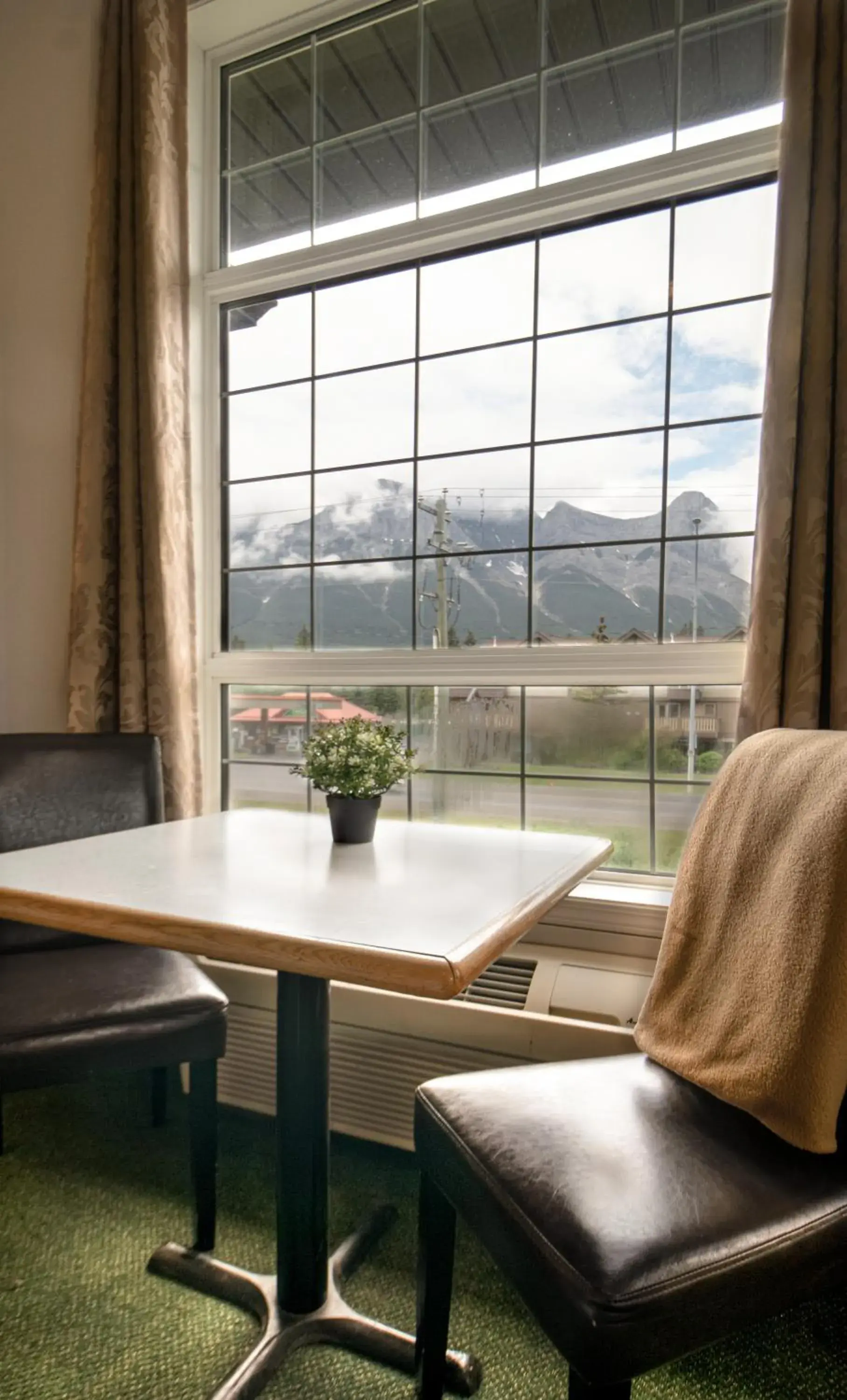 Premier King Studio in Mountain View Inn Premier King Studio in Mountain View Inn