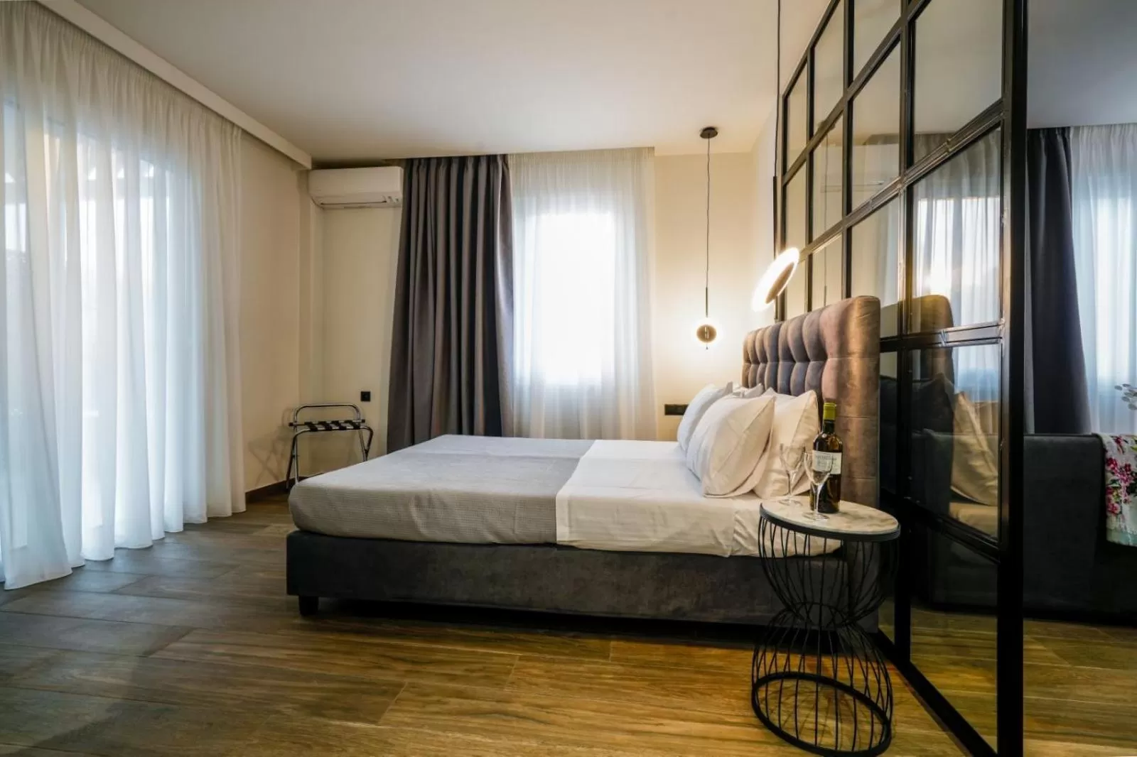 Bed in CASA DIVINUS SUITES