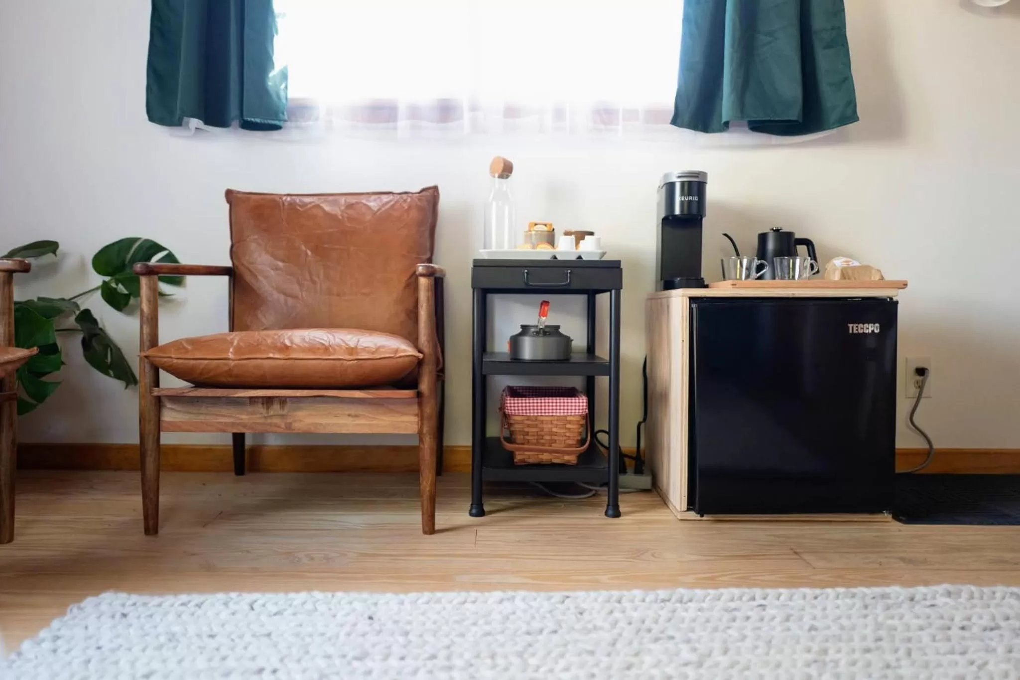 Coffee/tea facilities in The Lorca Adirondacks Motel
