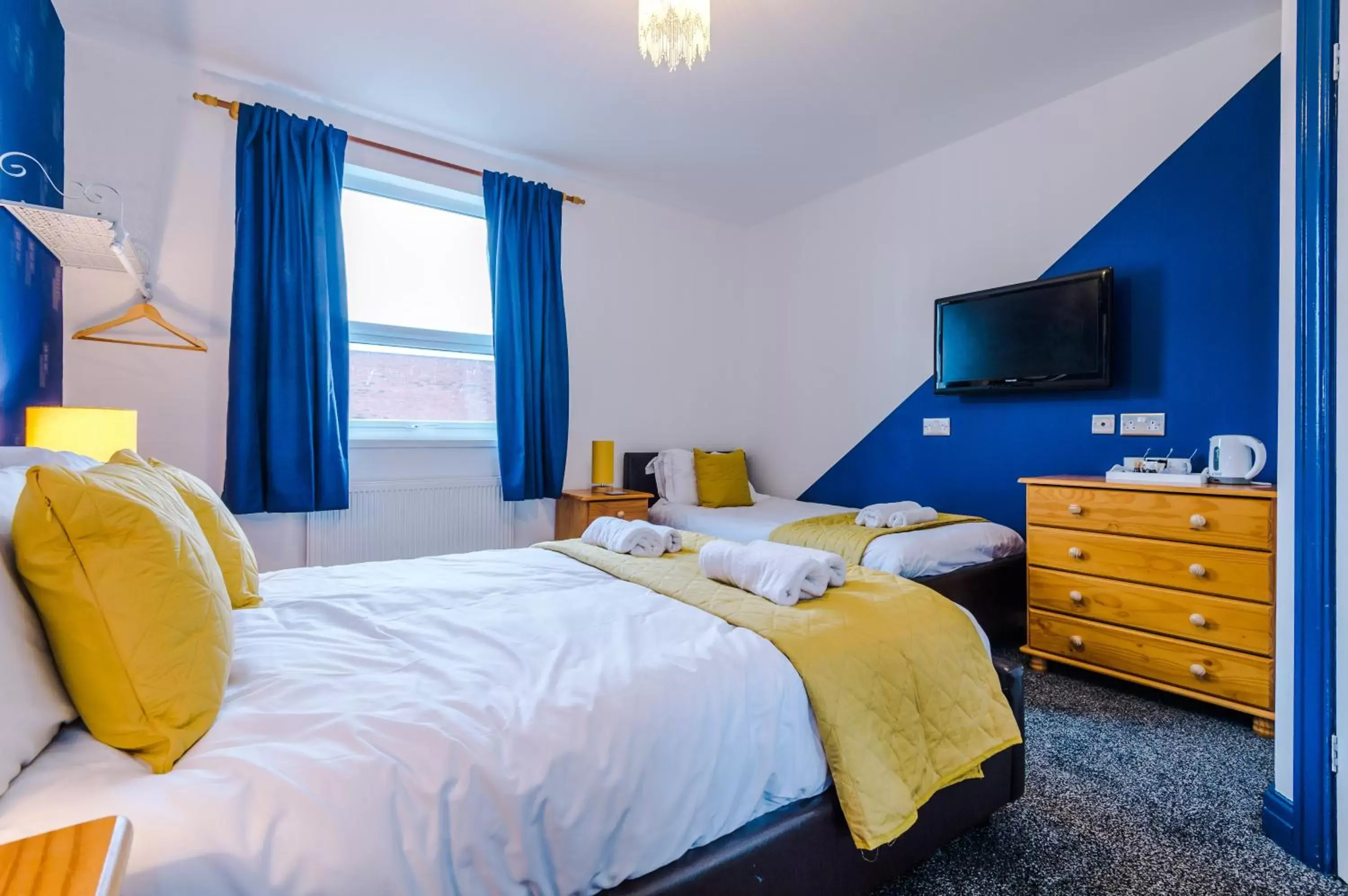 Comfort Quadruple Room in Pebbles Guest House Comfort Quadruple Room in Pebbles Guest House