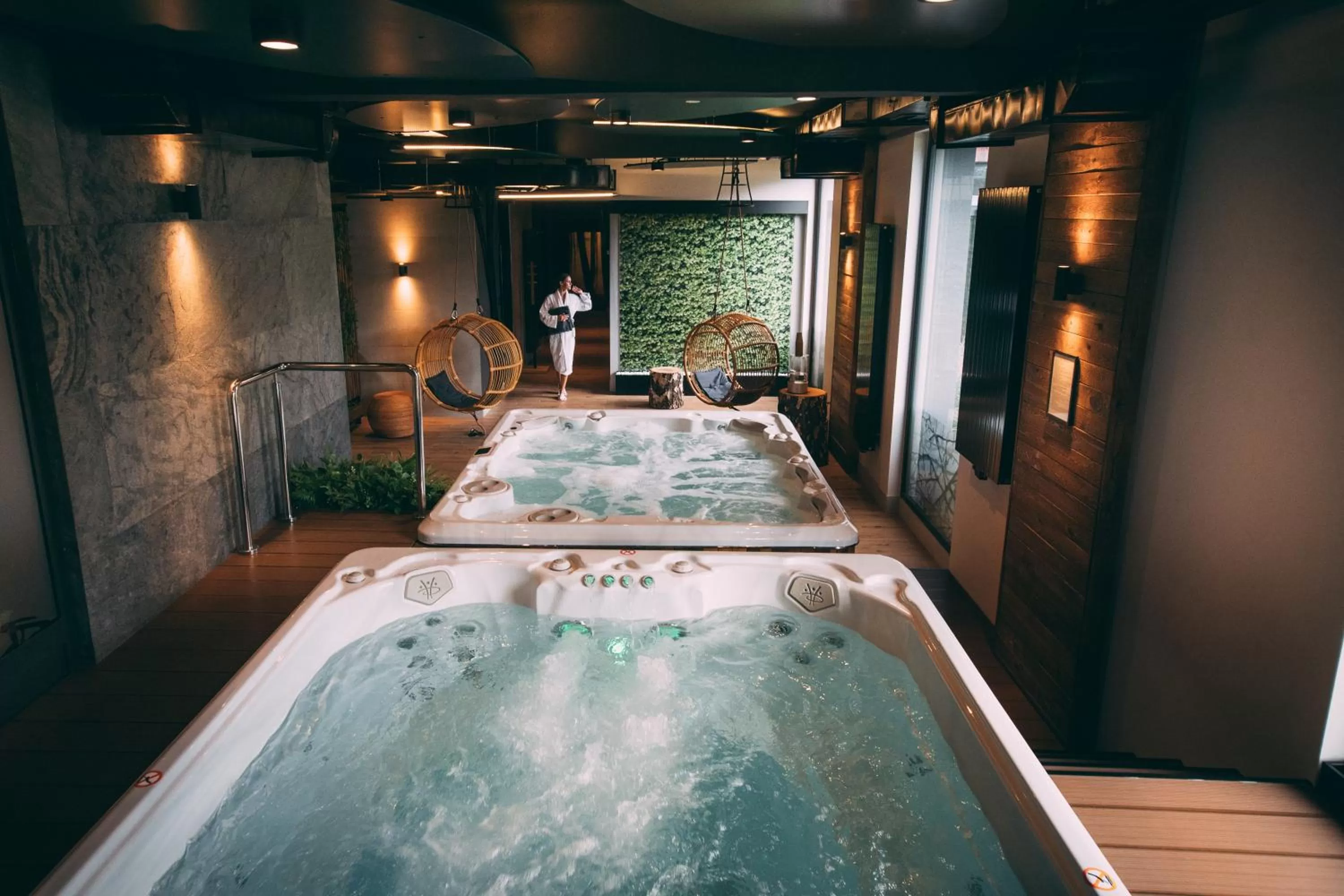 Hot Tub in FOLGA - Hotel, Restauracja, Browar, SPA