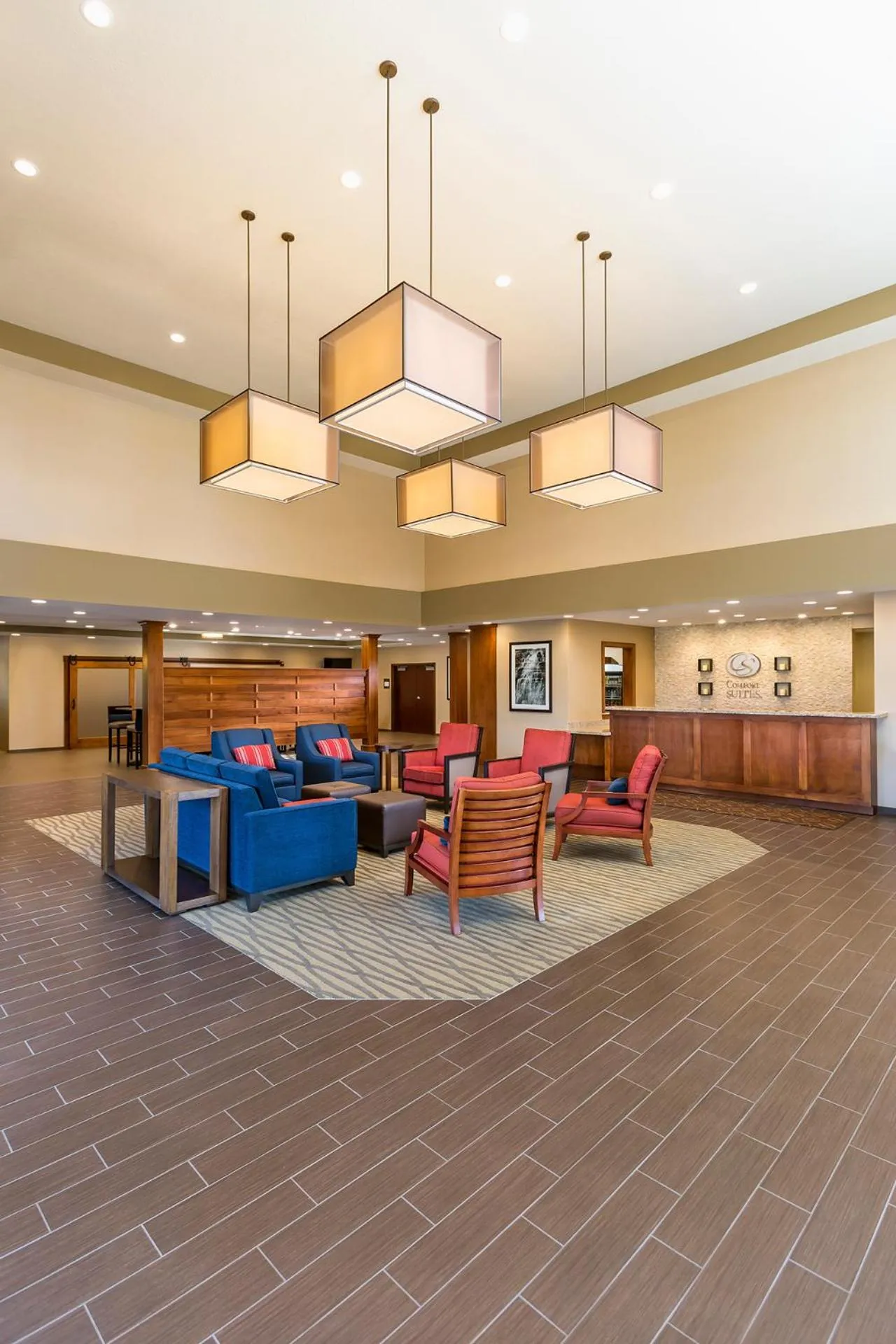 Lobby or reception in Comfort Suites Hartville-North Canton