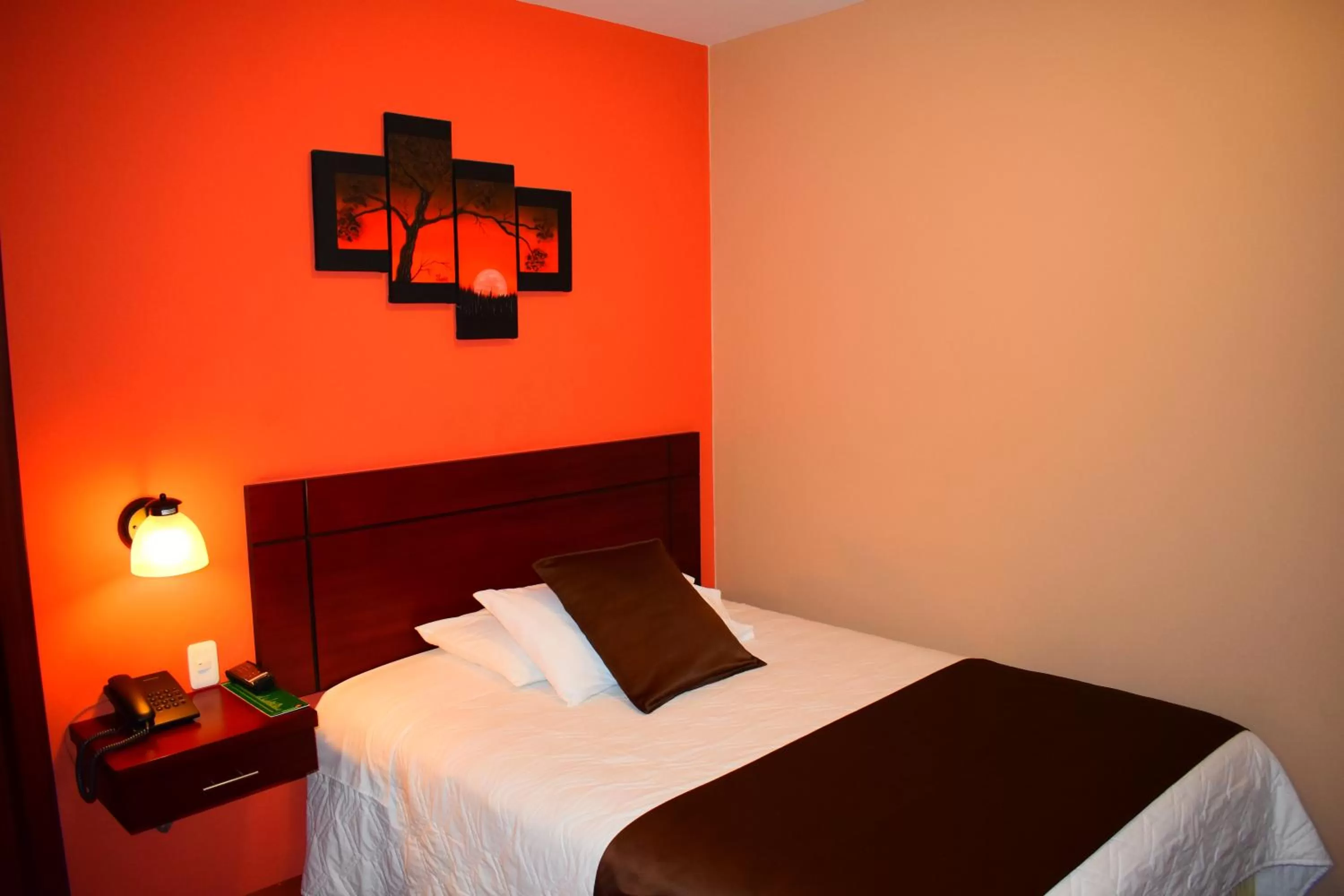 Bedroom, Bed in Hotel Endamo