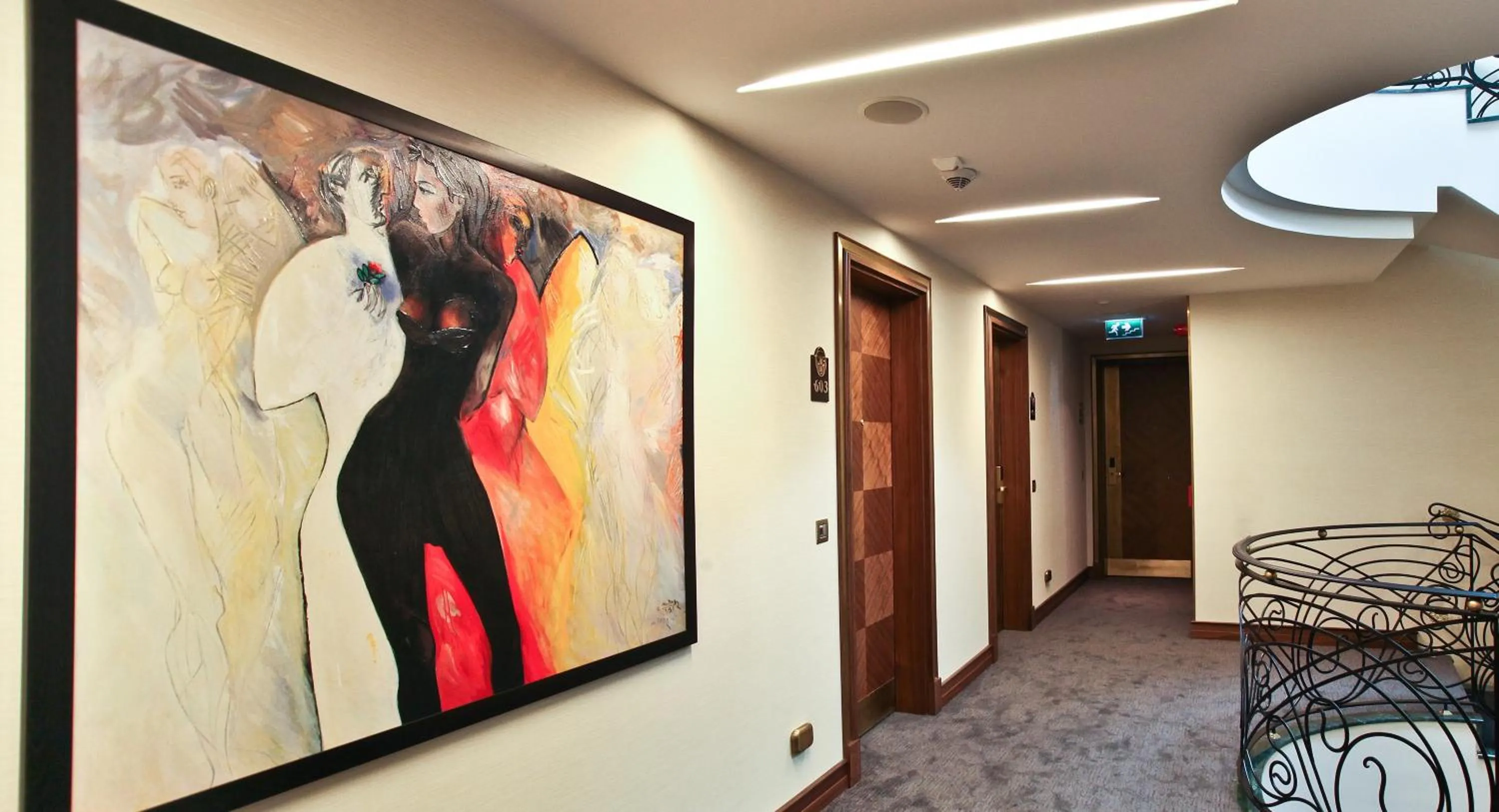 Decorative detail in Warwick Ankara