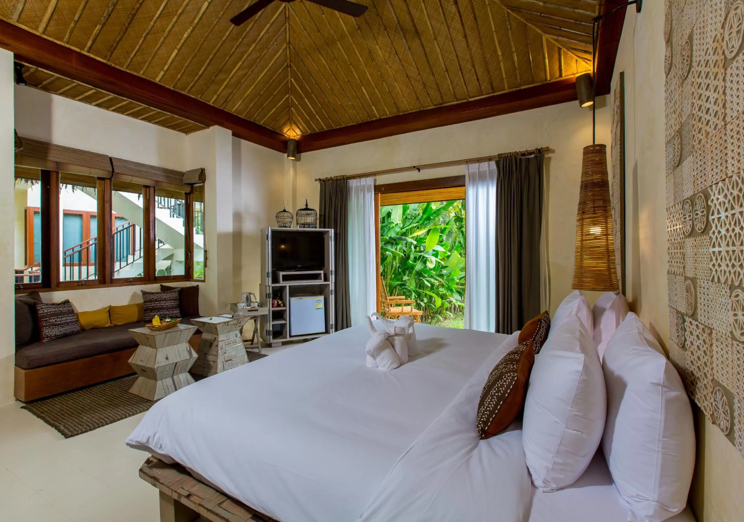 TV and multimedia, Bed in Bangsak Village - Adults Only - SHA Extra Plus