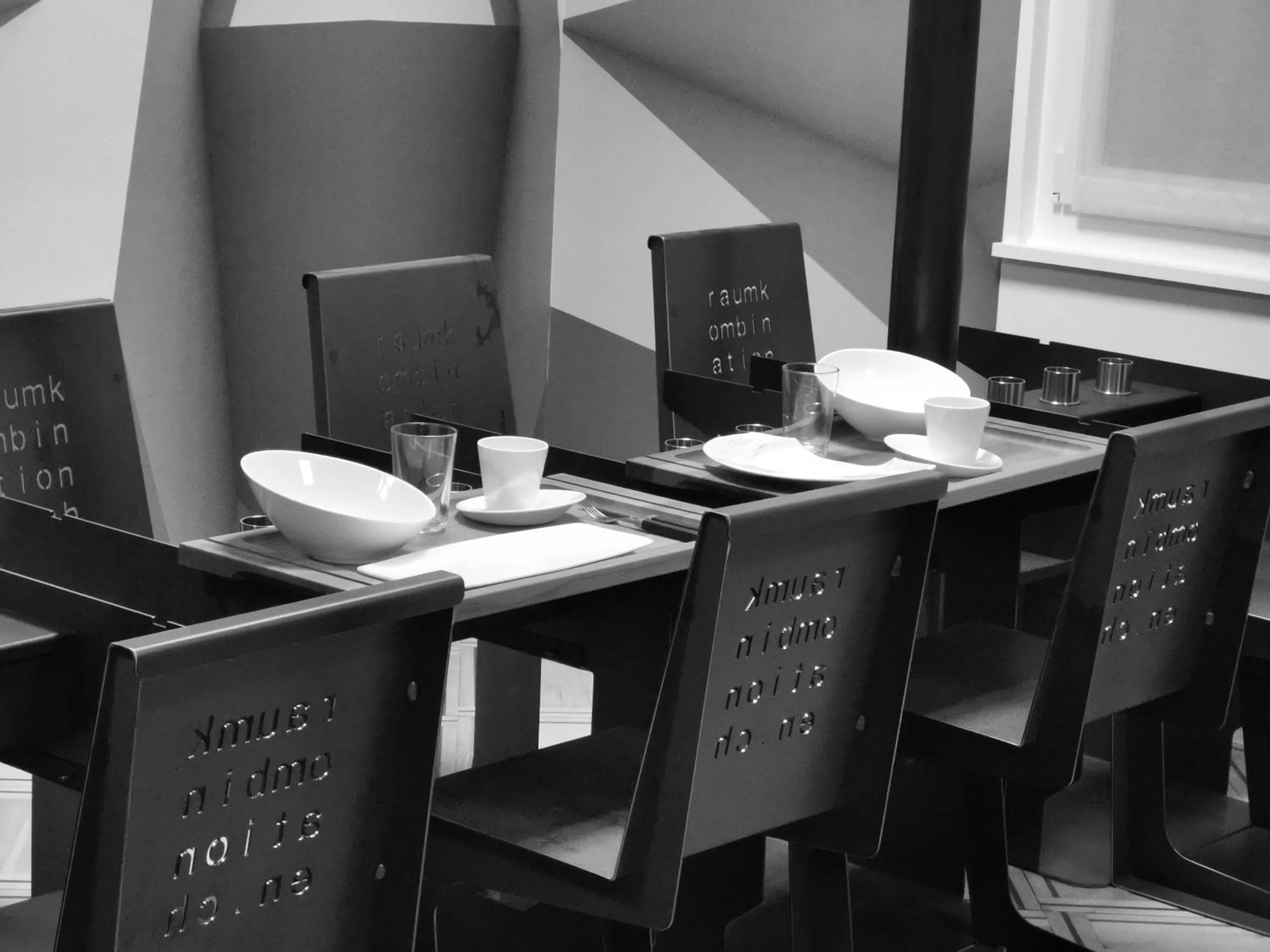 Breakfast in Boutique Hotel BS16 before Bern City Parking gratis