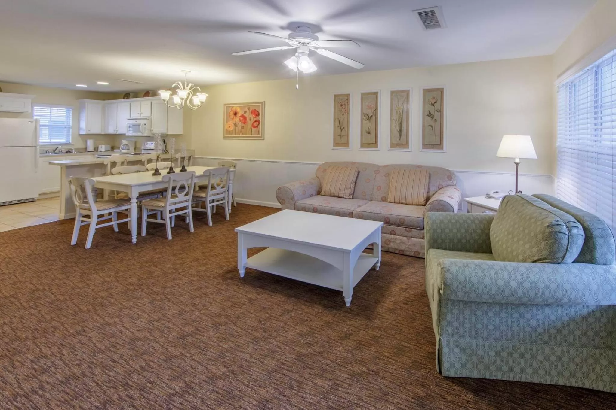 Photo of the whole room in Holiday Inn Club Vacations Oak n Spruce Resort in the Berkshires