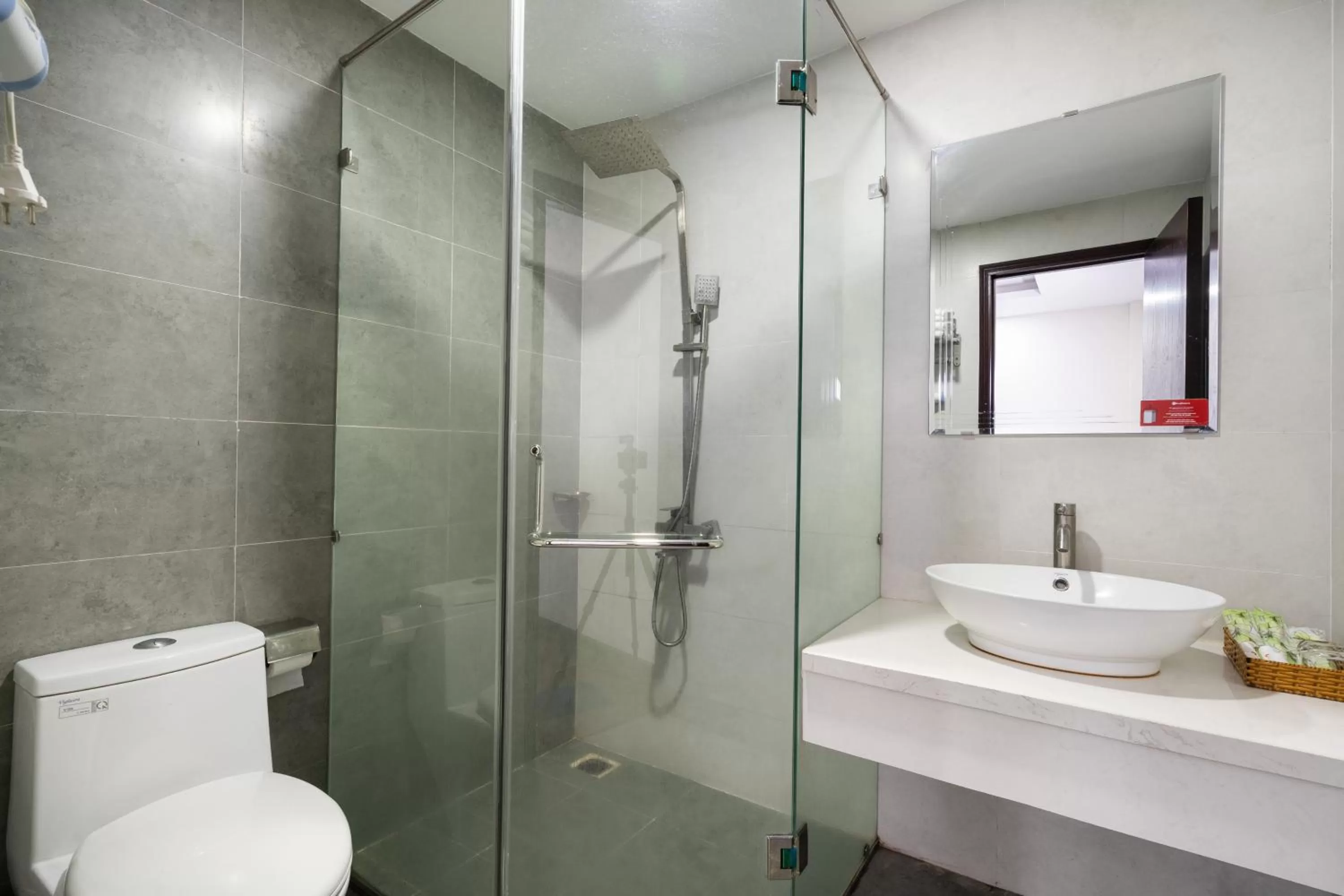 Shower, Bathroom in Central Hotel by Joi Hospitality