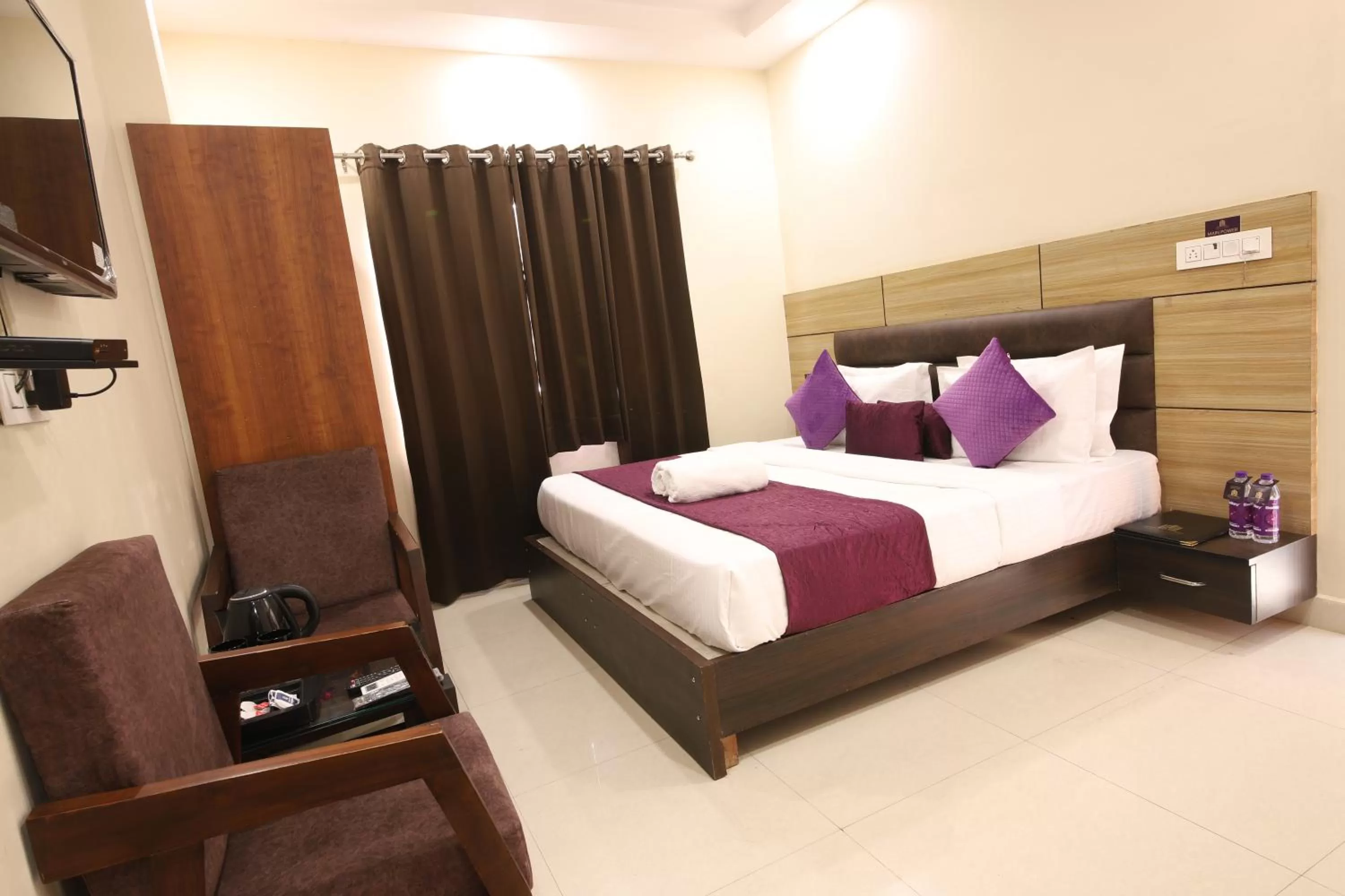 Bed in Perfect Stayz Dwarkesh - Hotel Near Haridwar Railway station