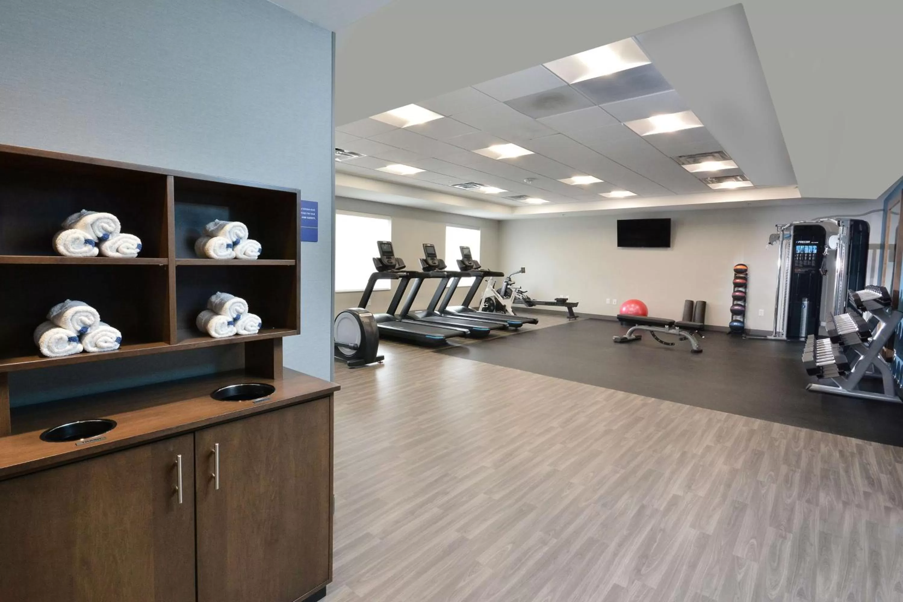 Fitness centre/facilities in Hampton Inn & Suites Charlotte North I 485