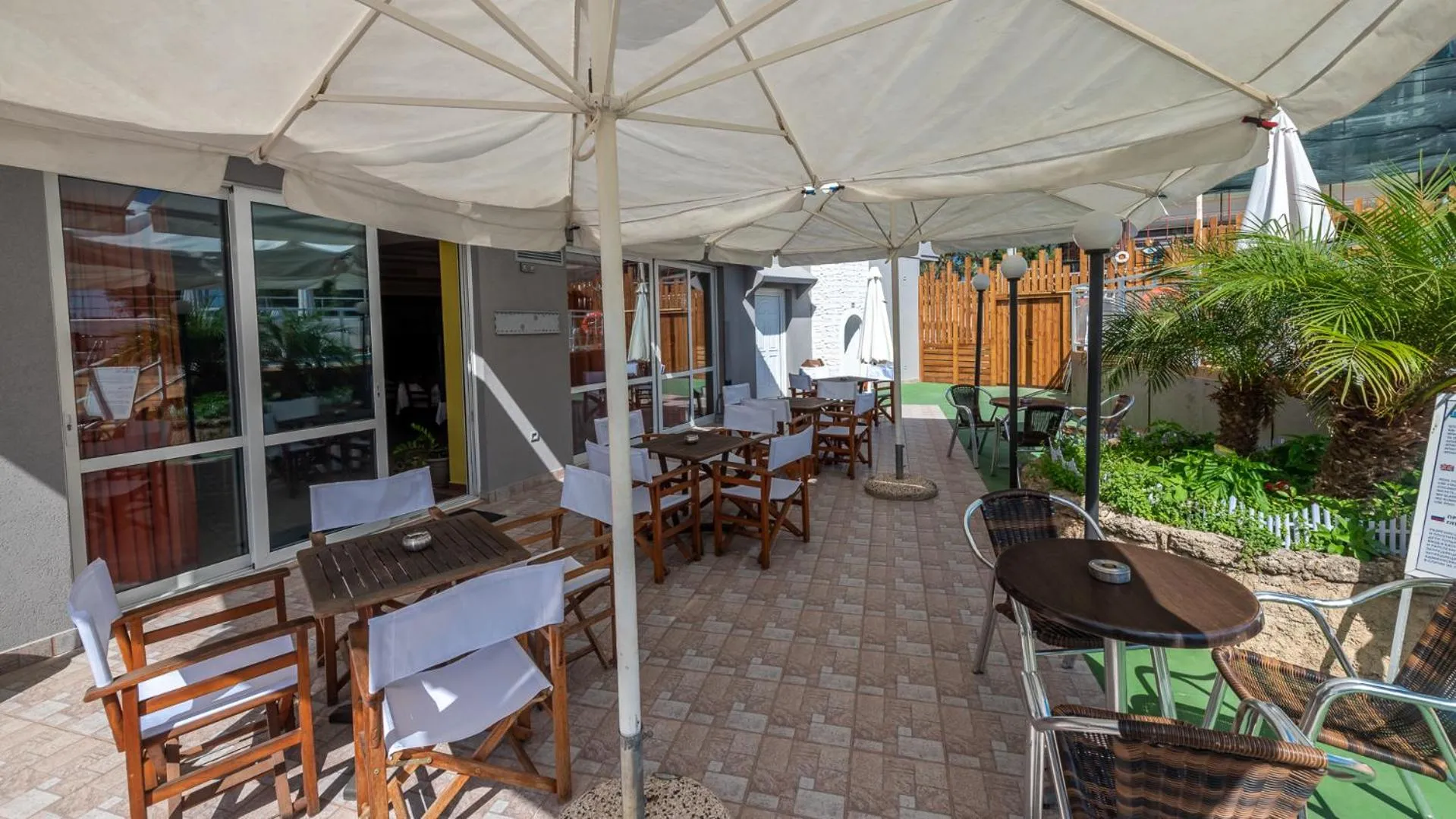 Patio in Marine Congo Hotel