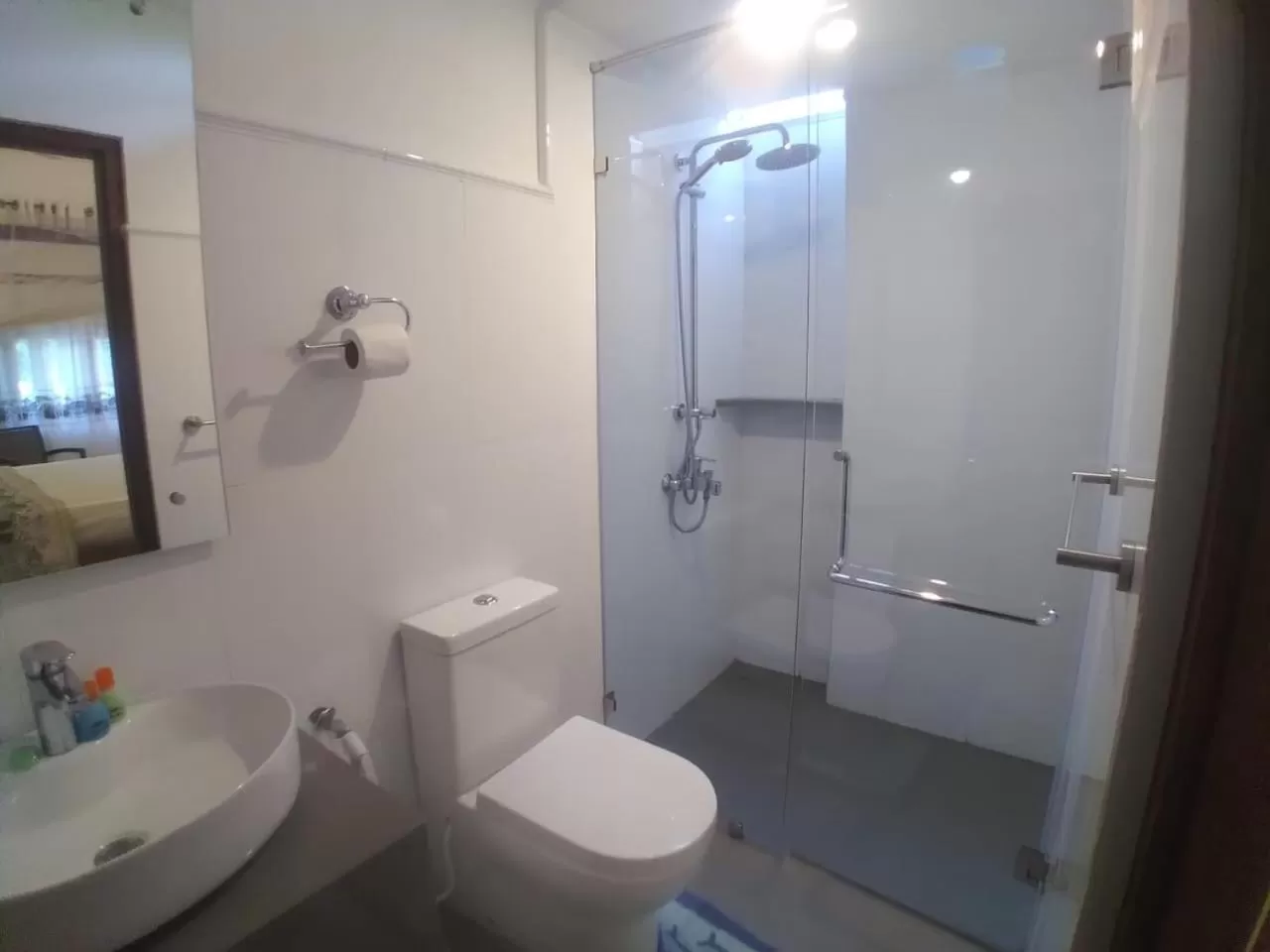 Bathroom in Suriya Arana