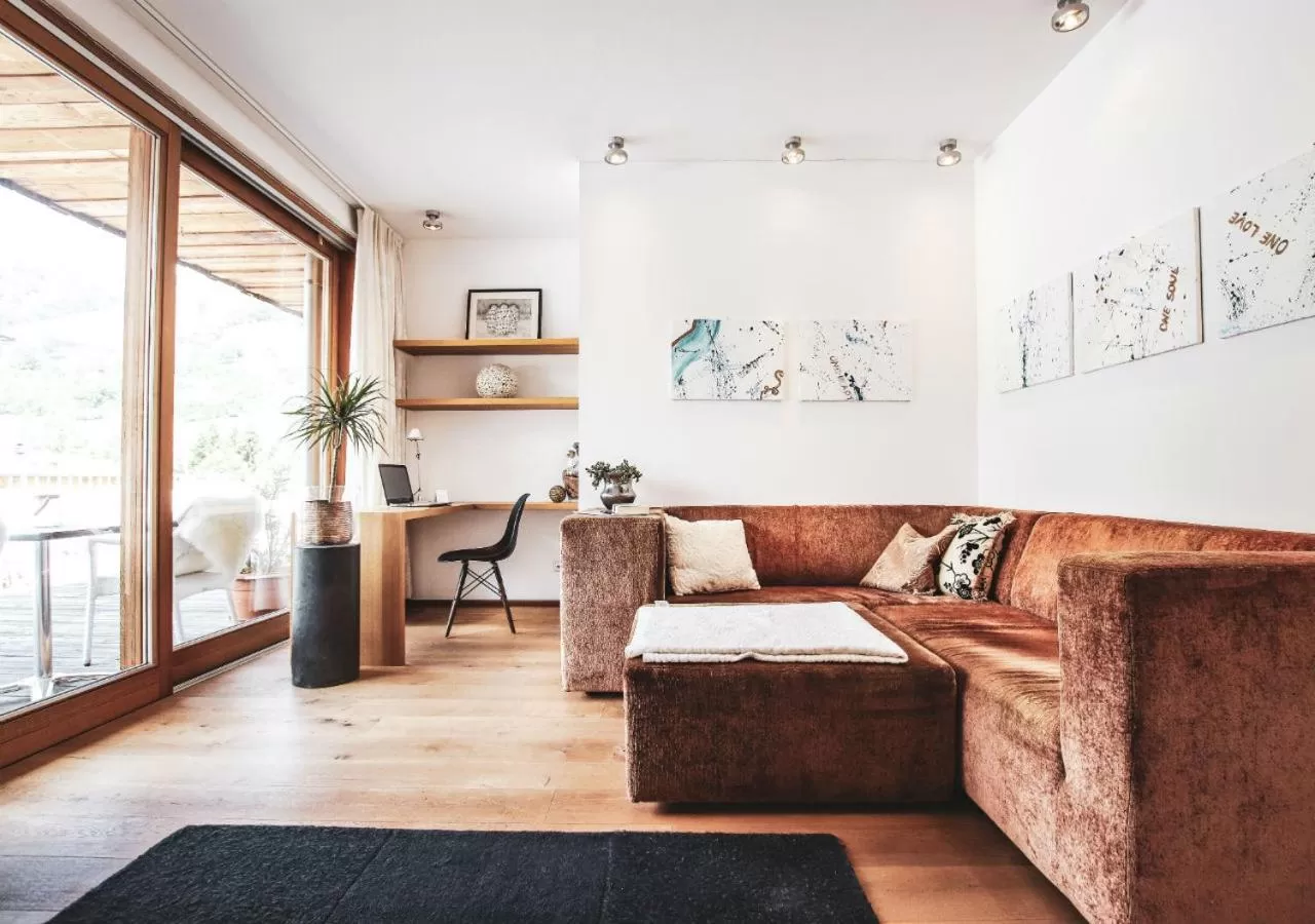 Photo of the whole room in ACTIVE by Leitner's