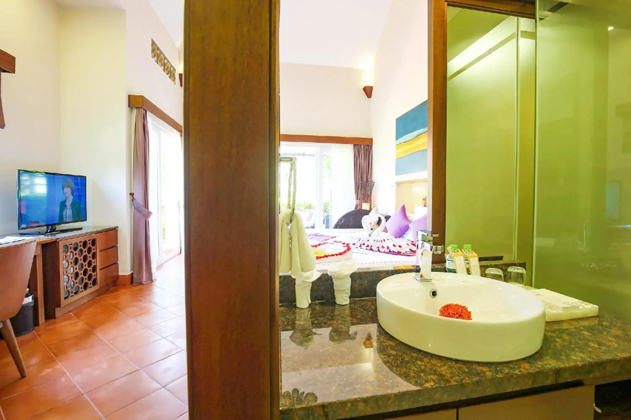Luxury Garden View Villa in Mercury Phu Quoc Resort & Villas Luxury Garden View Villa in Mercury Phu Quoc Resort & Villas