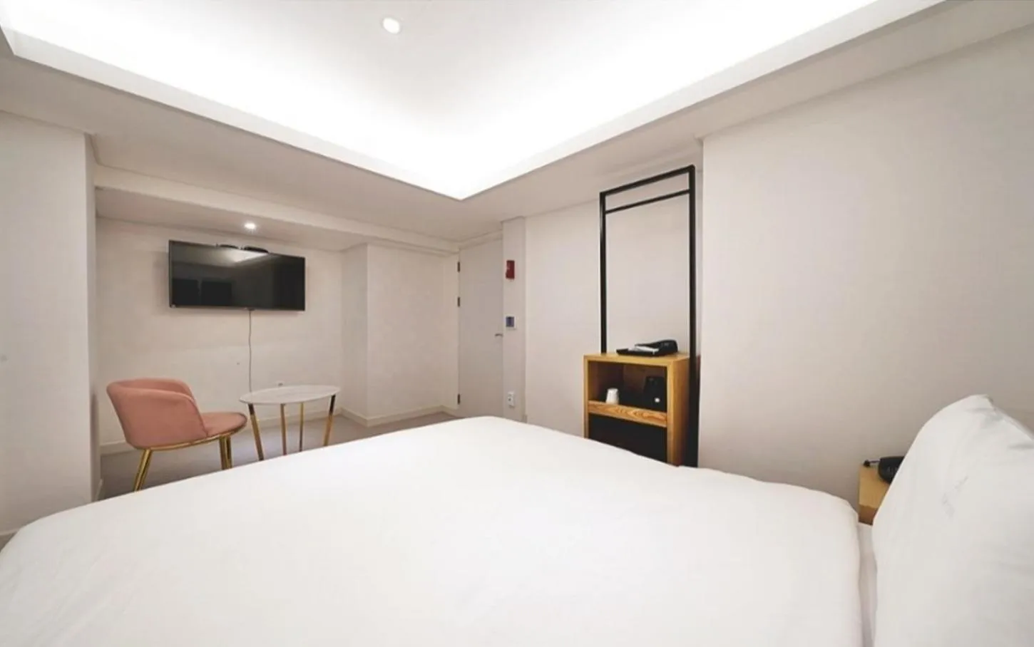 Property building, Bed in Busan Seomyeon Business Hotel J7
