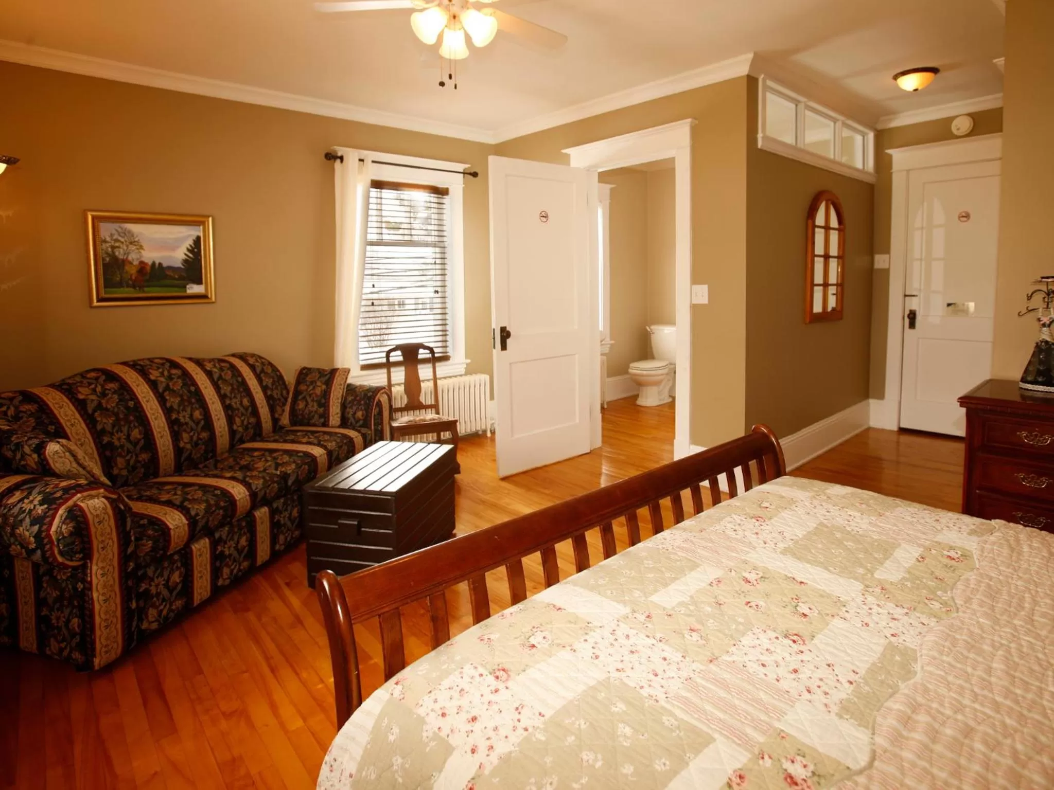 Bedroom, Bed in Au Virage B&B