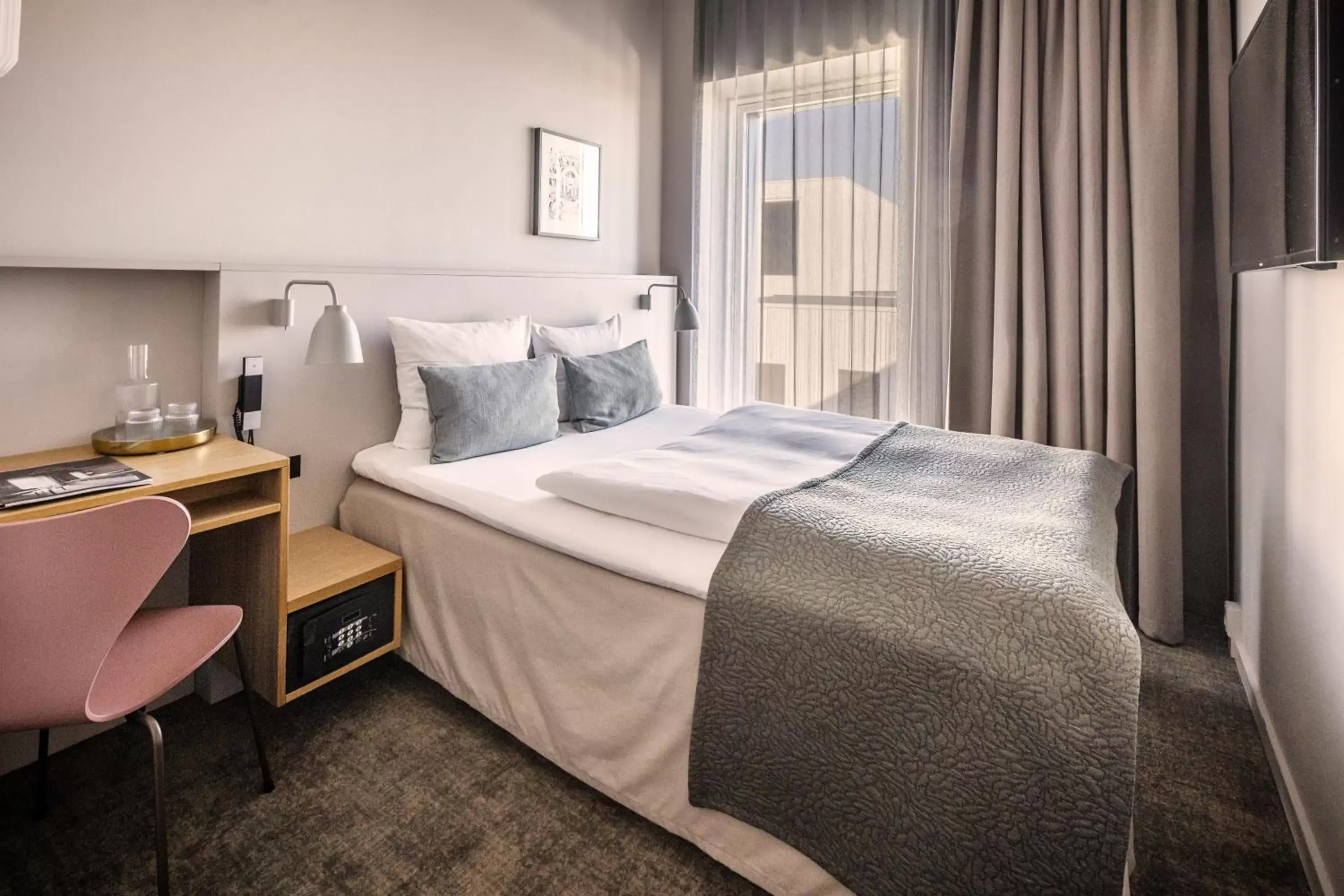 Standard Single Room in Hotel Odeon Standard Single Room in Hotel Odeon