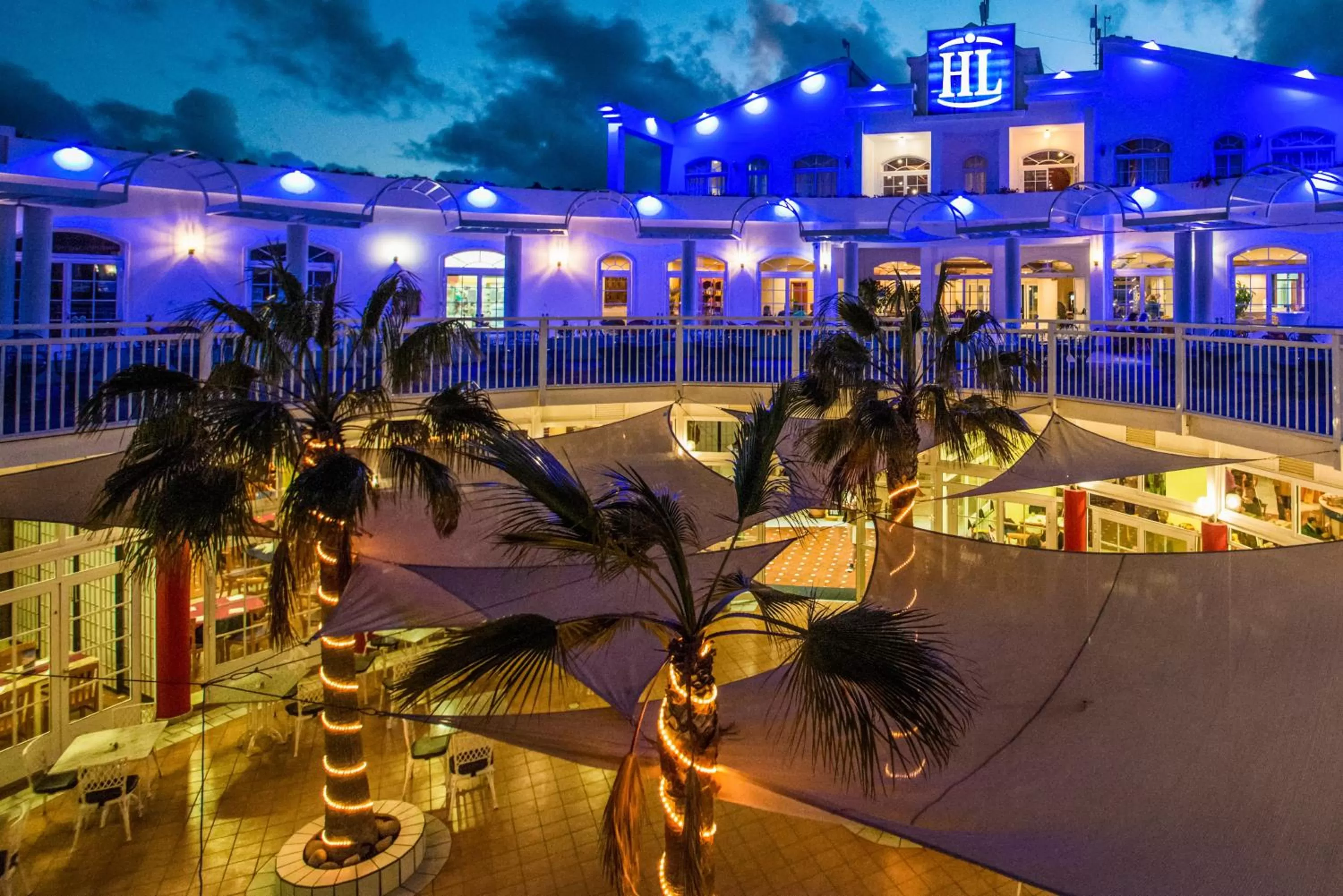 Facade/entrance in HL Paradise Island