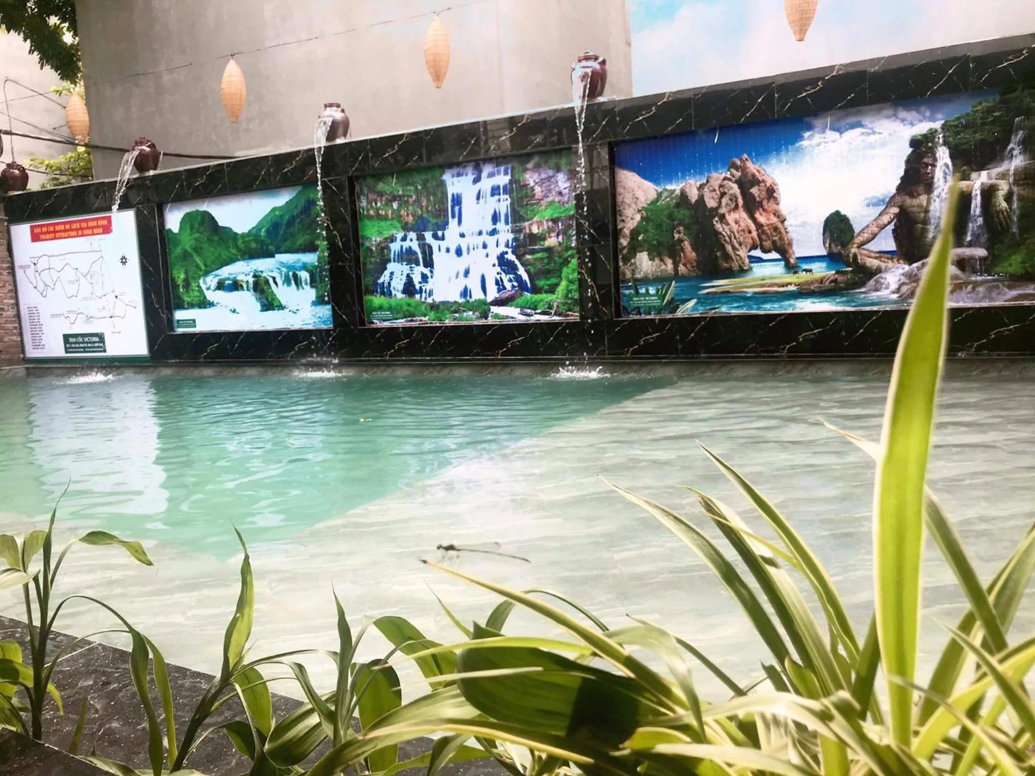 Swimming pool in Tam Coc Victoria Hotel