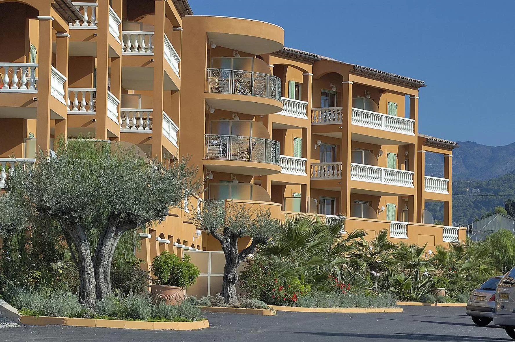 Property building in Appart Hotel Lou Castelet