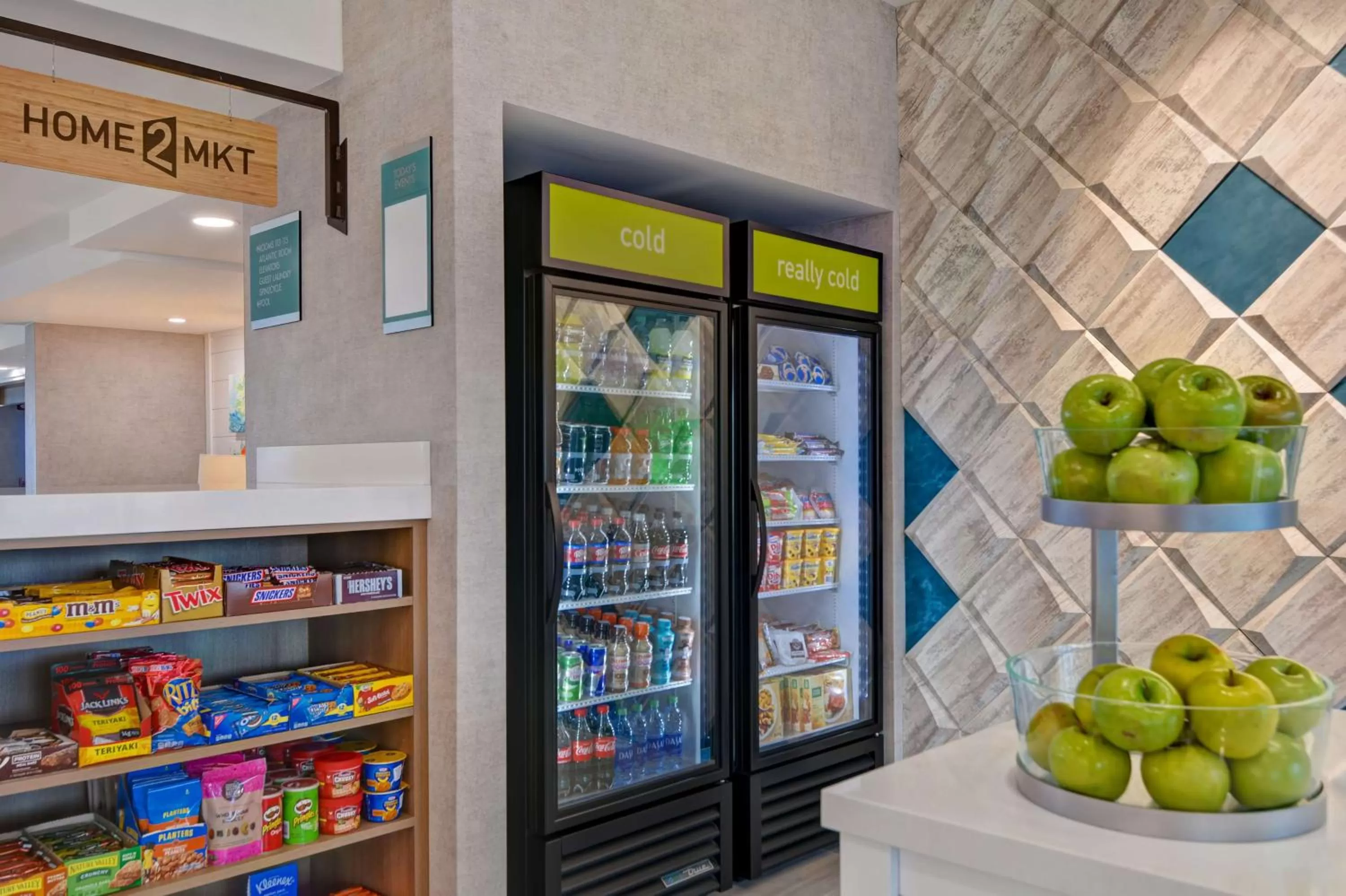 Restaurant/places to eat in Home2 Suites Ormond Beach Oceanfront, FL