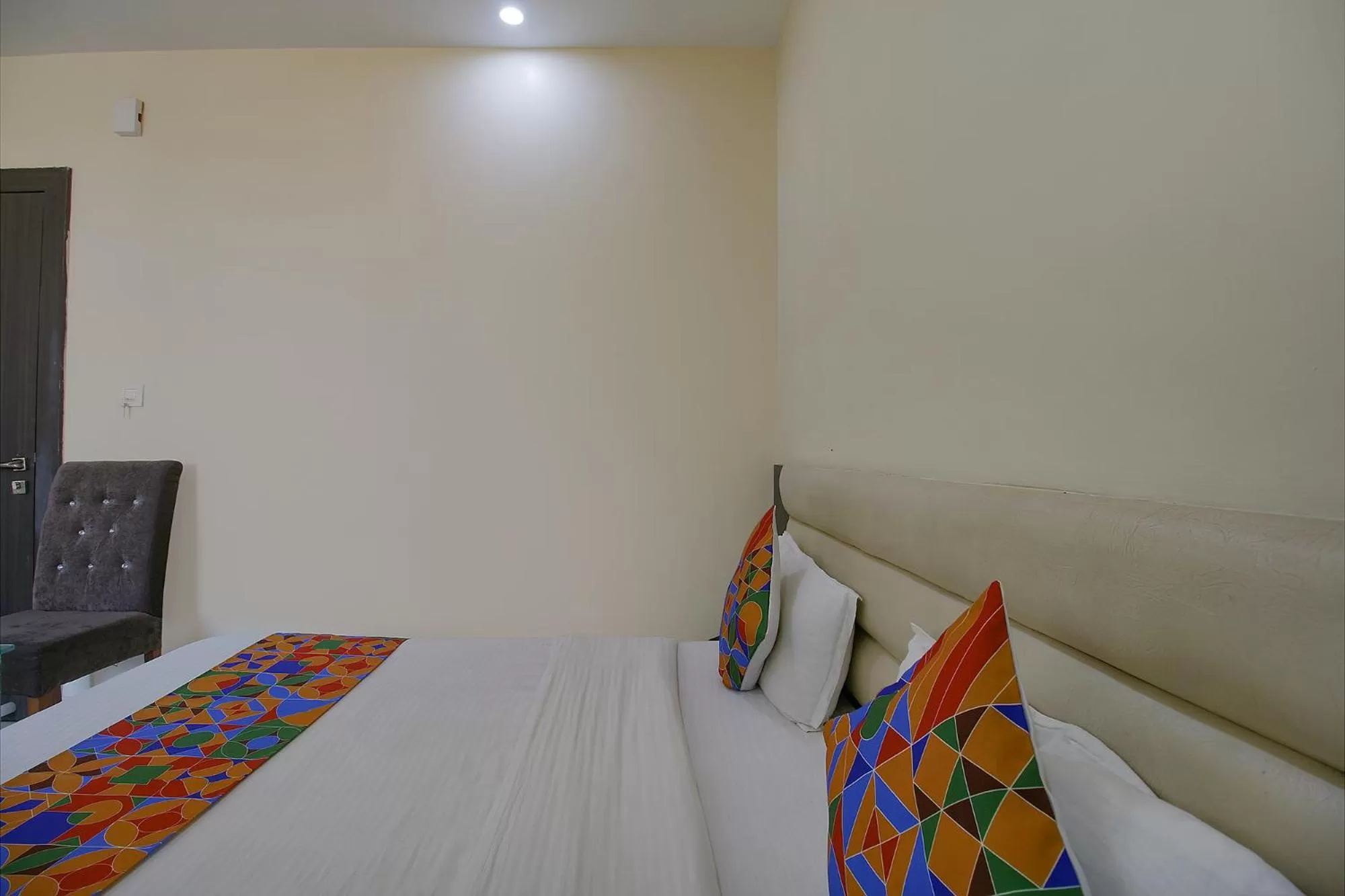 Bedroom, Bed in FabHotel 4G