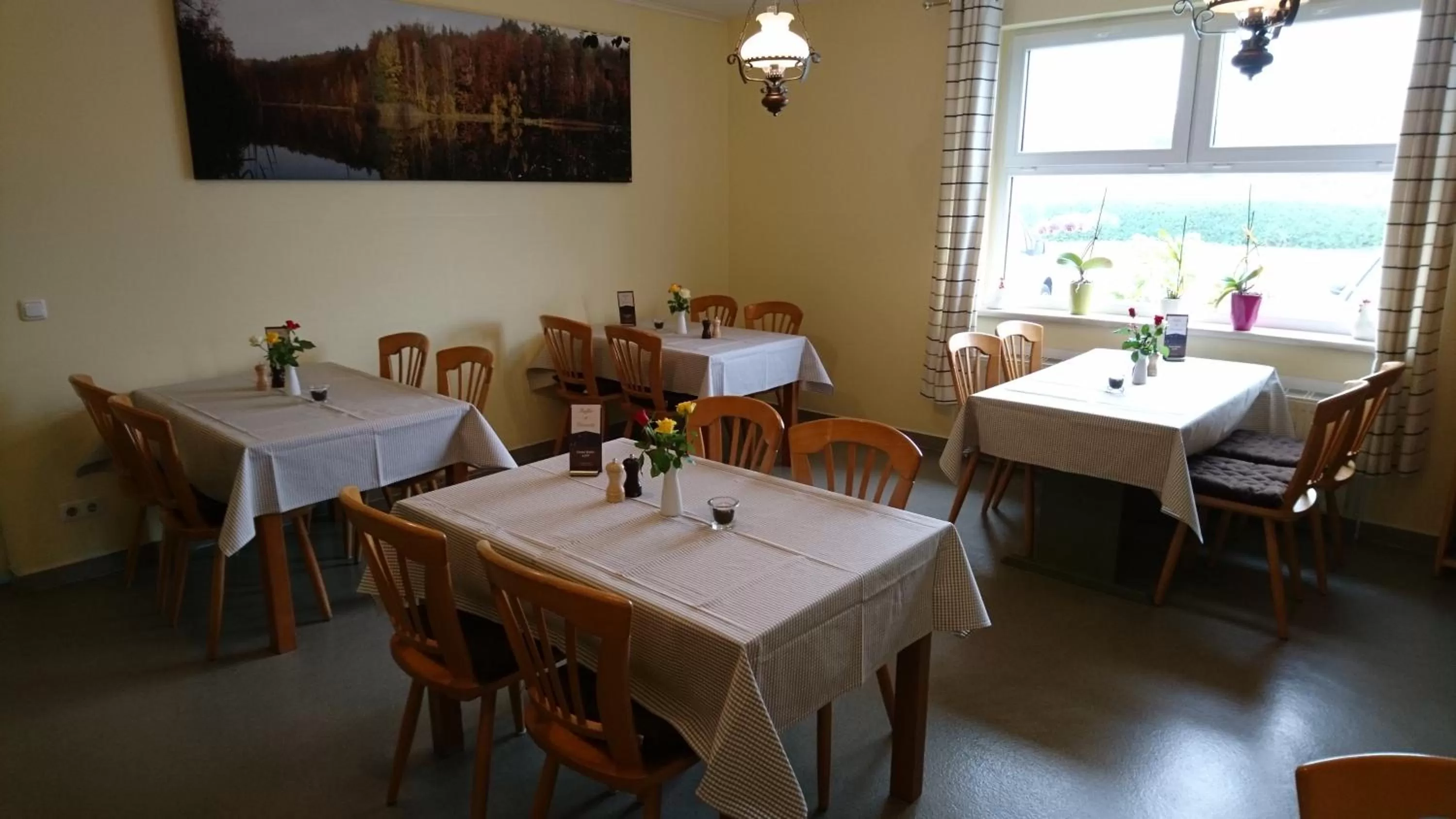 Restaurant/places to eat in Gasthaus Zur Hecke