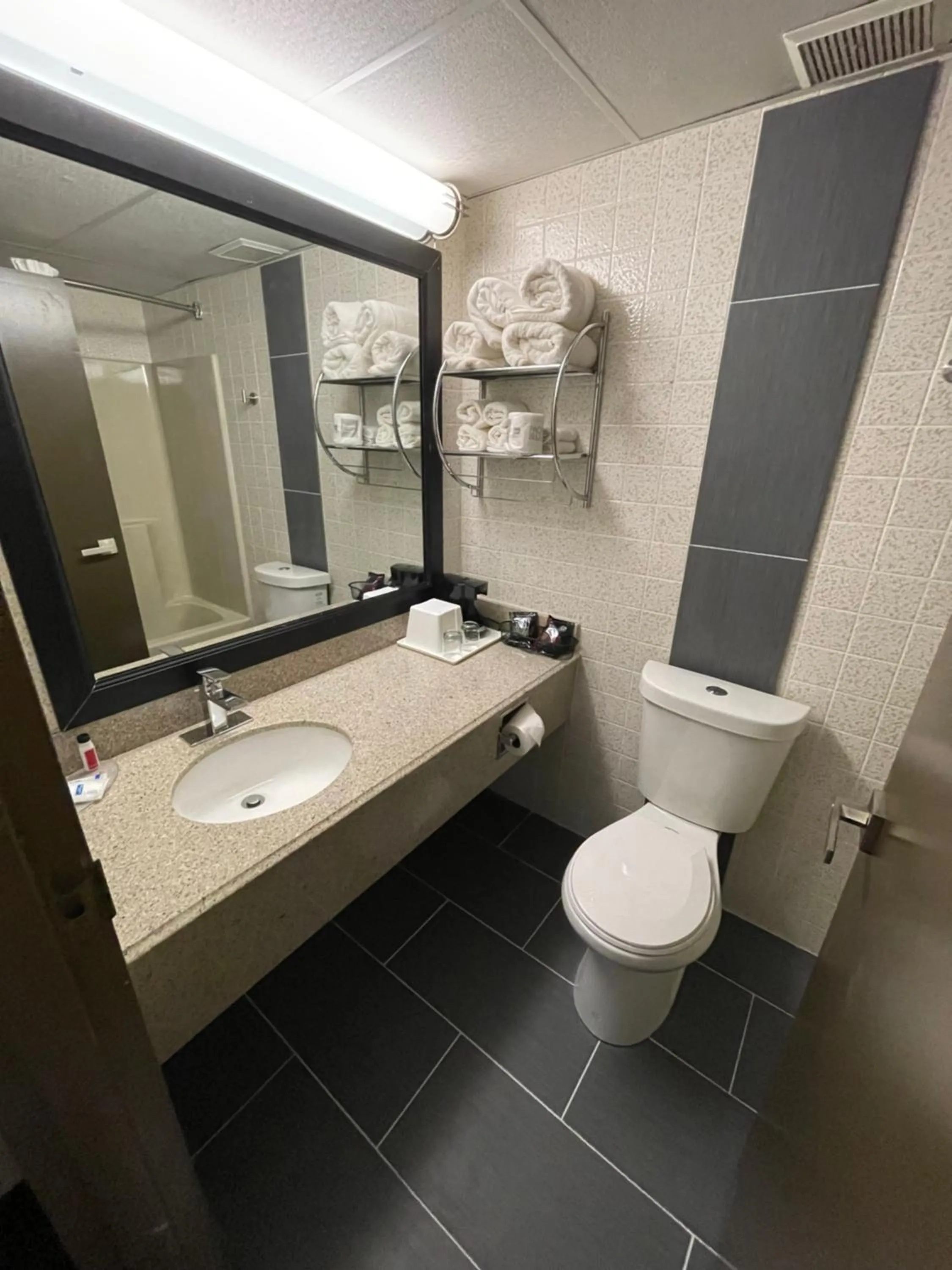 Wingate by Wyndham Lake George