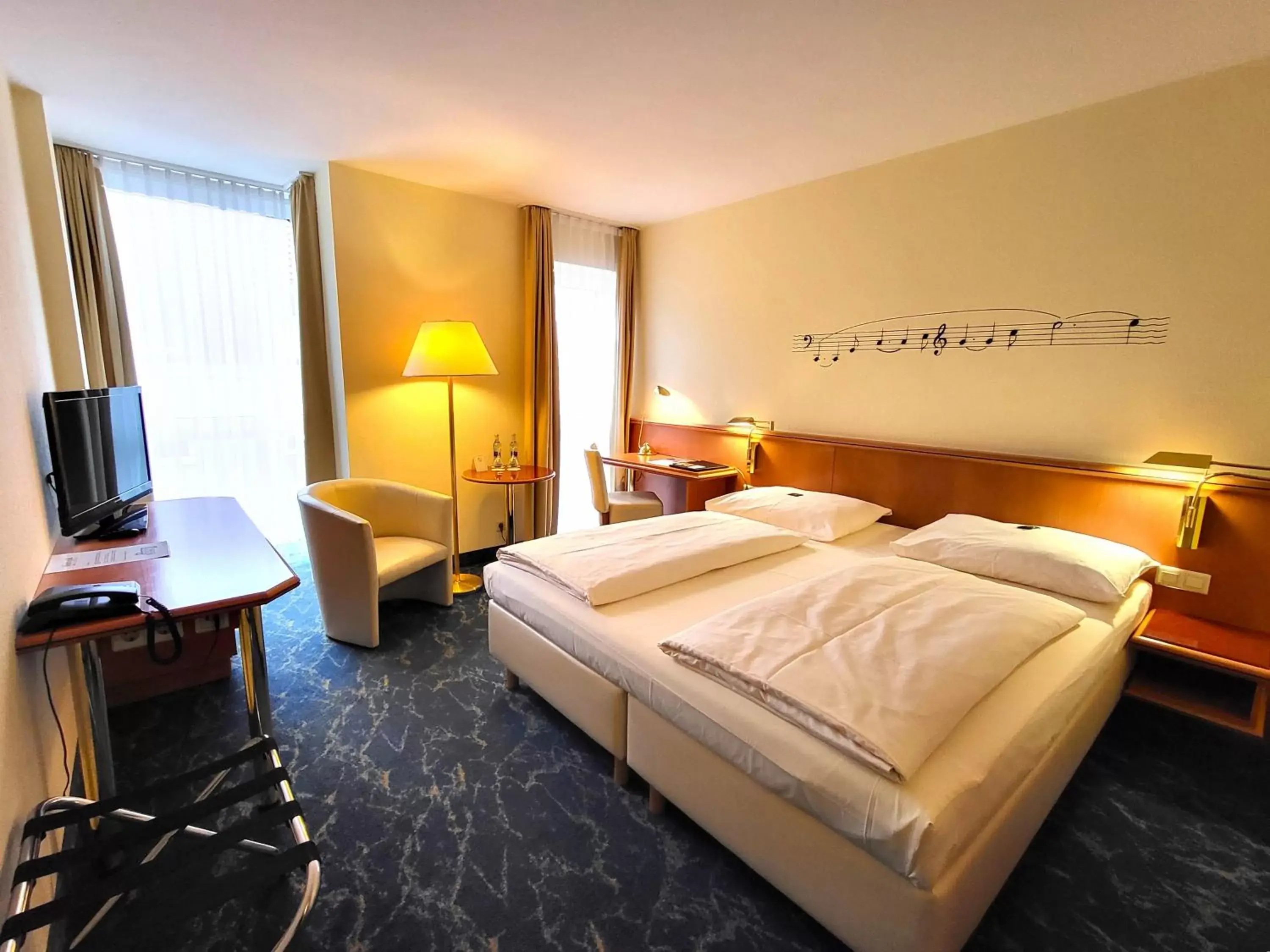 Single Room with Double Bed in Hotel Rheingold Single Room with Double Bed in Hotel Rheingold
