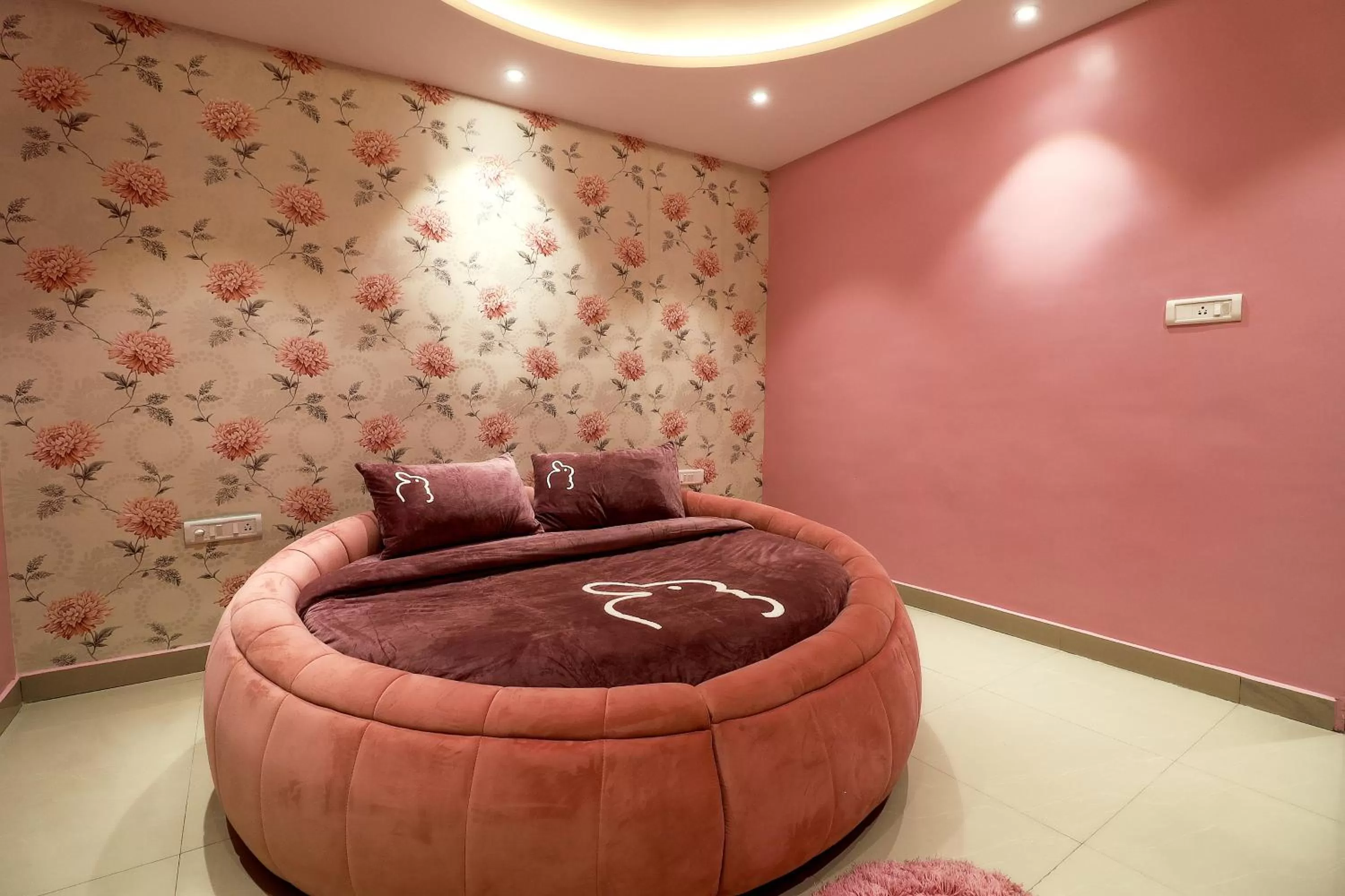 Bed in Hotel Greek Glory