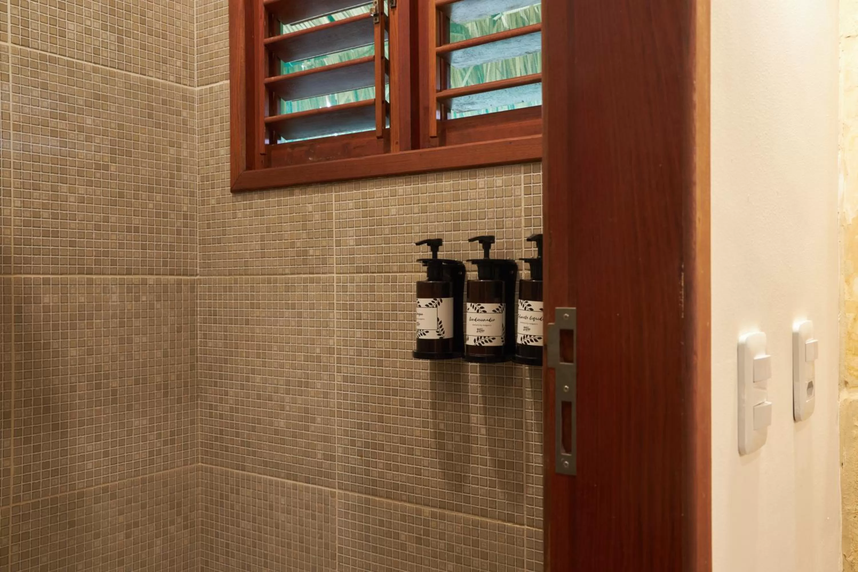 Shower in Kauli Seadi Beach Hotel