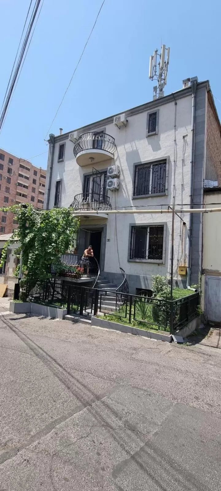 Property Building in Elross Hotel