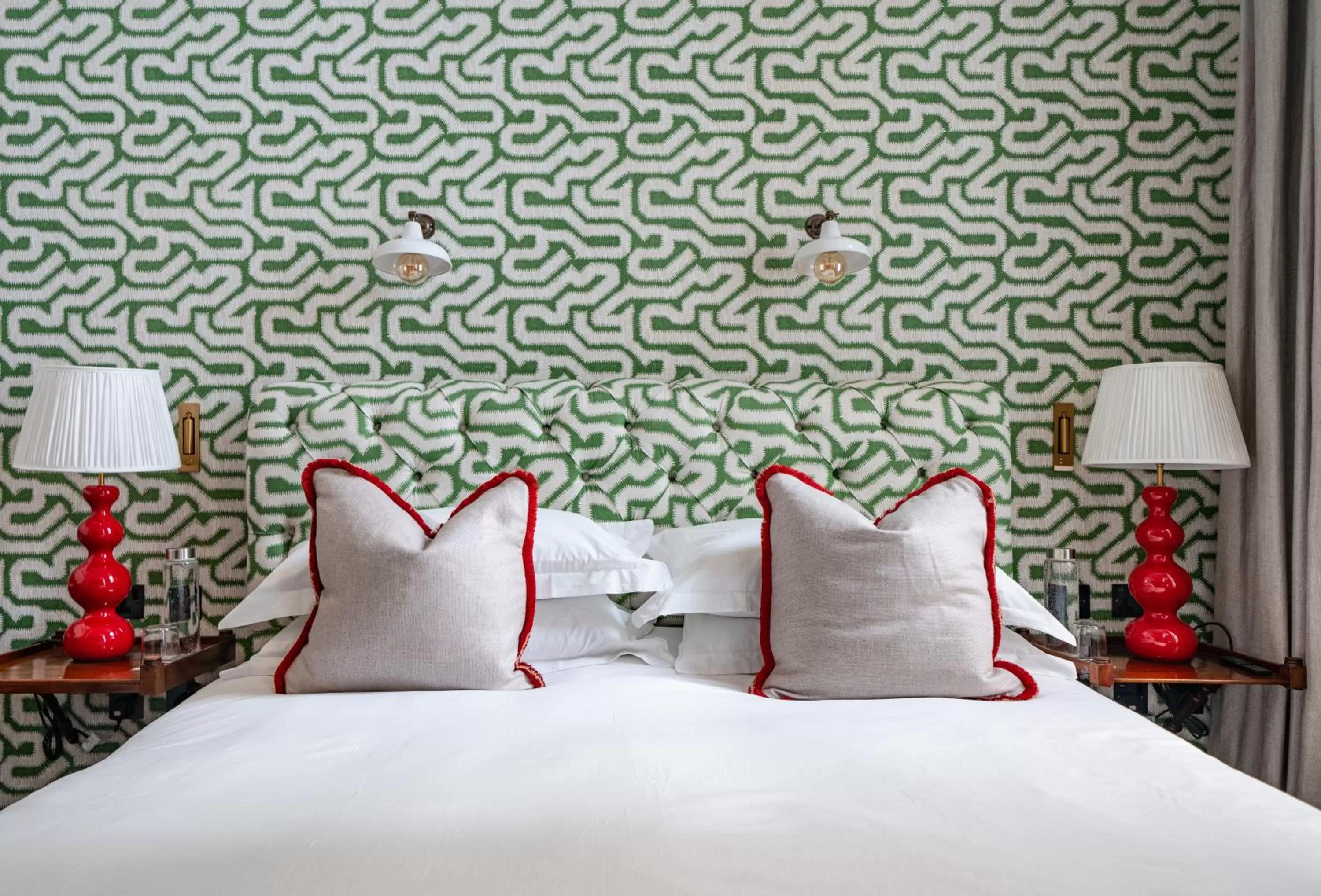 Bed in The Princess Royal, Nothing Hill