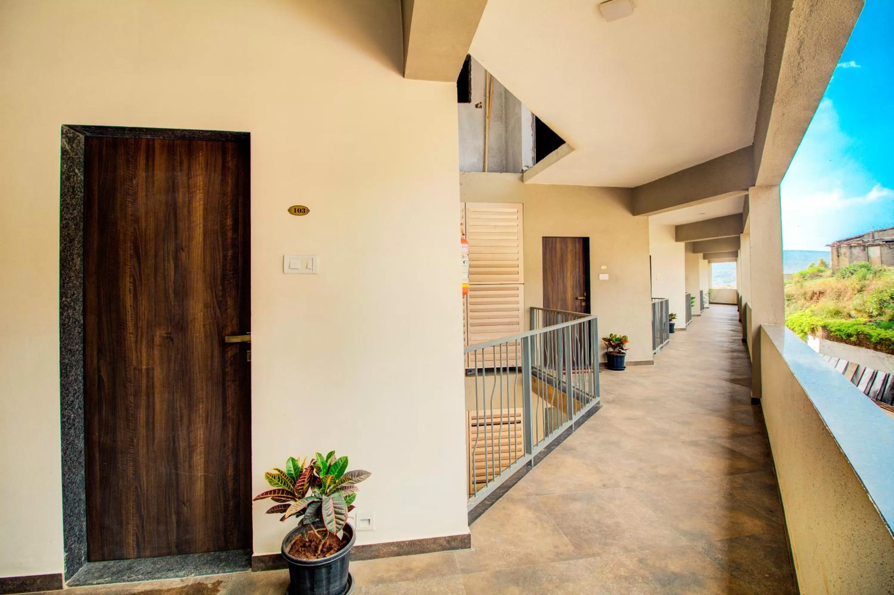 Patio in Mountain Breeze Resort, Mahabaleshwar