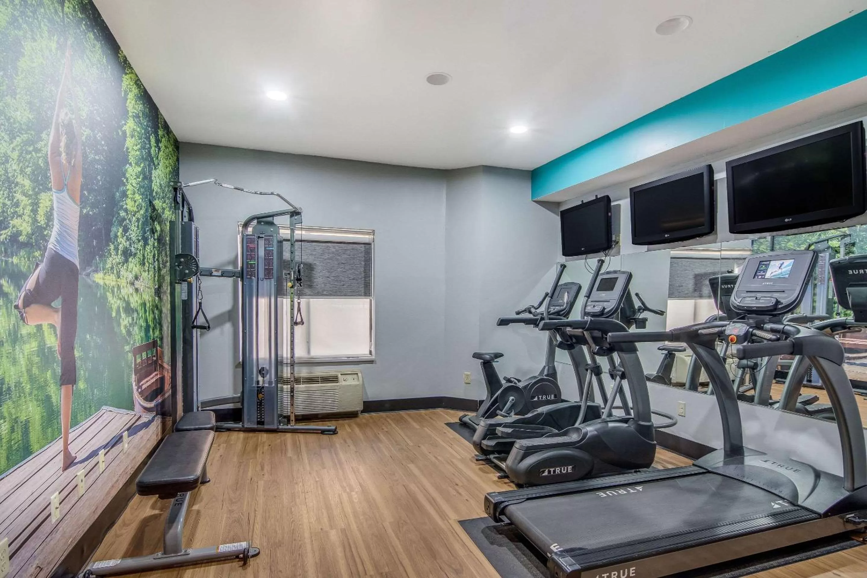 Fitness centre/facilities in Clarion Pointe Wake Forest - Raleigh North
